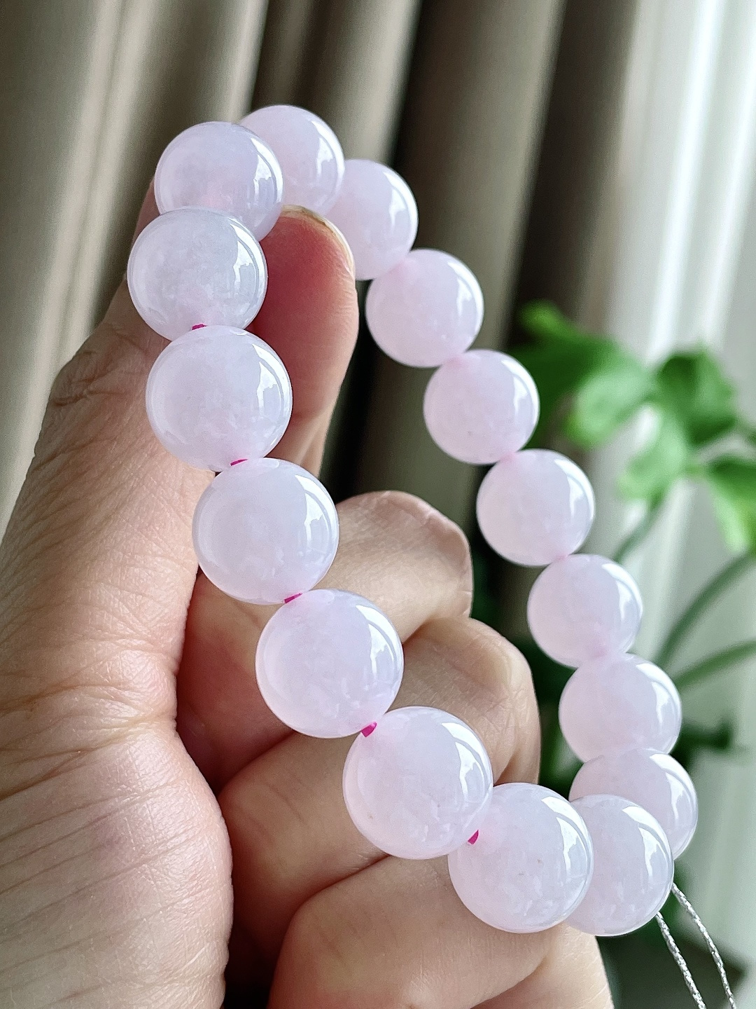【珠子】手串圆珠珠子手串 【说明】缅甸 性比高 【尺寸】12.4mm 【重量】53.7克