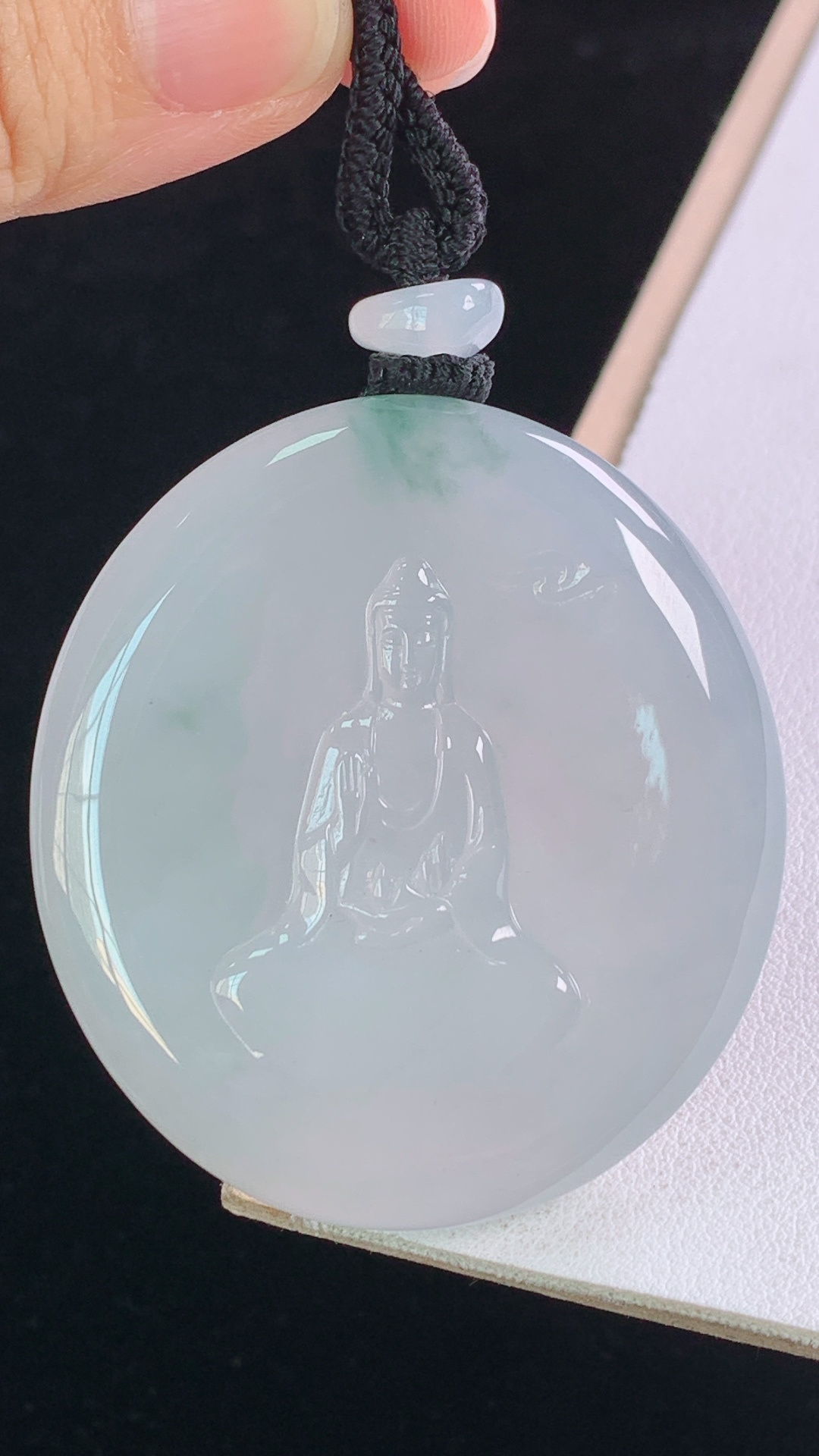 ️冰飘花观音，花色灵动，胶感十足，无裂，尺寸:50.2-45.8-8.6mm 18