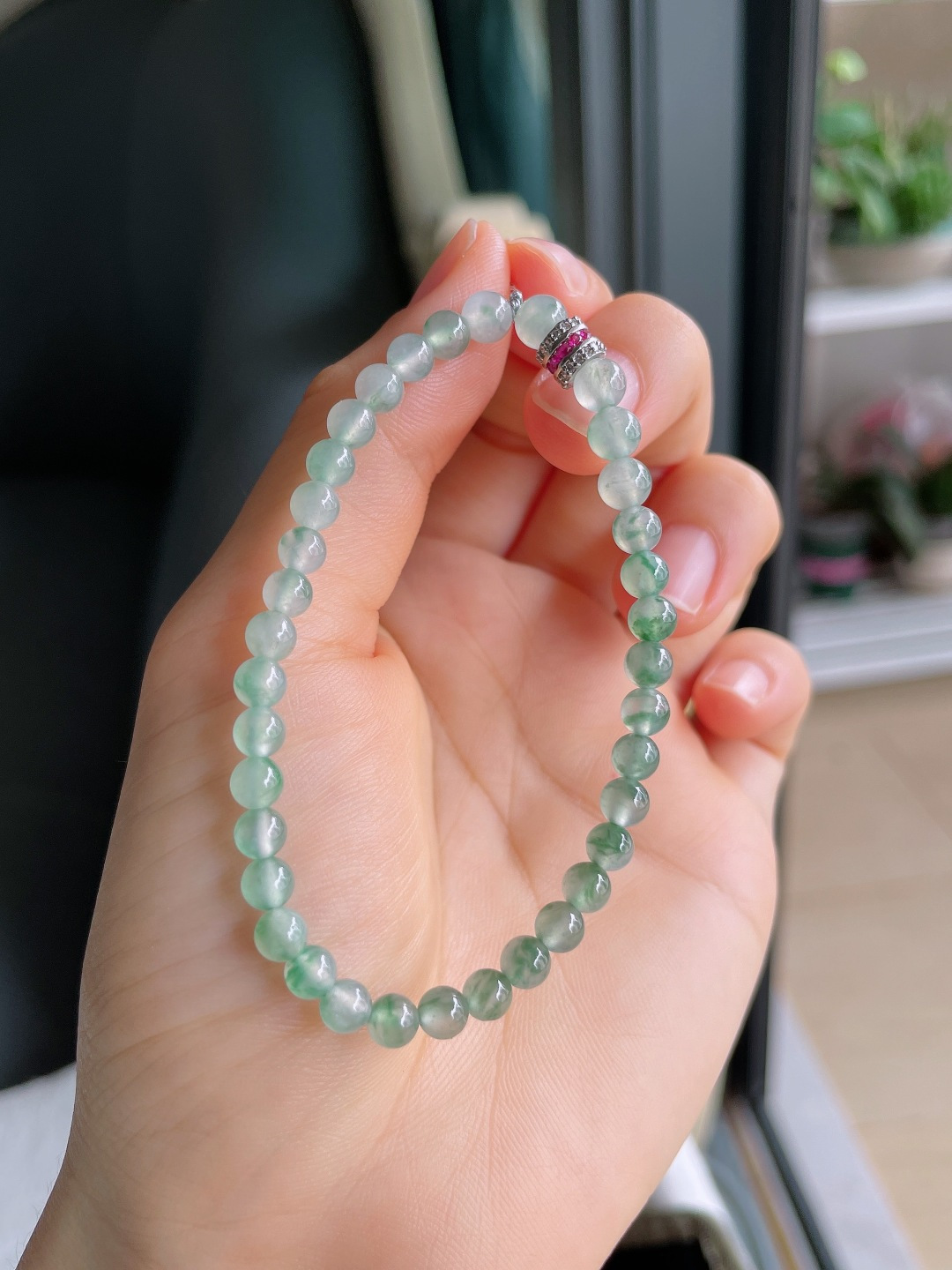 缅甸天然翡翠A货，冰飘花手串，尺寸：4.6mm。【编3756】