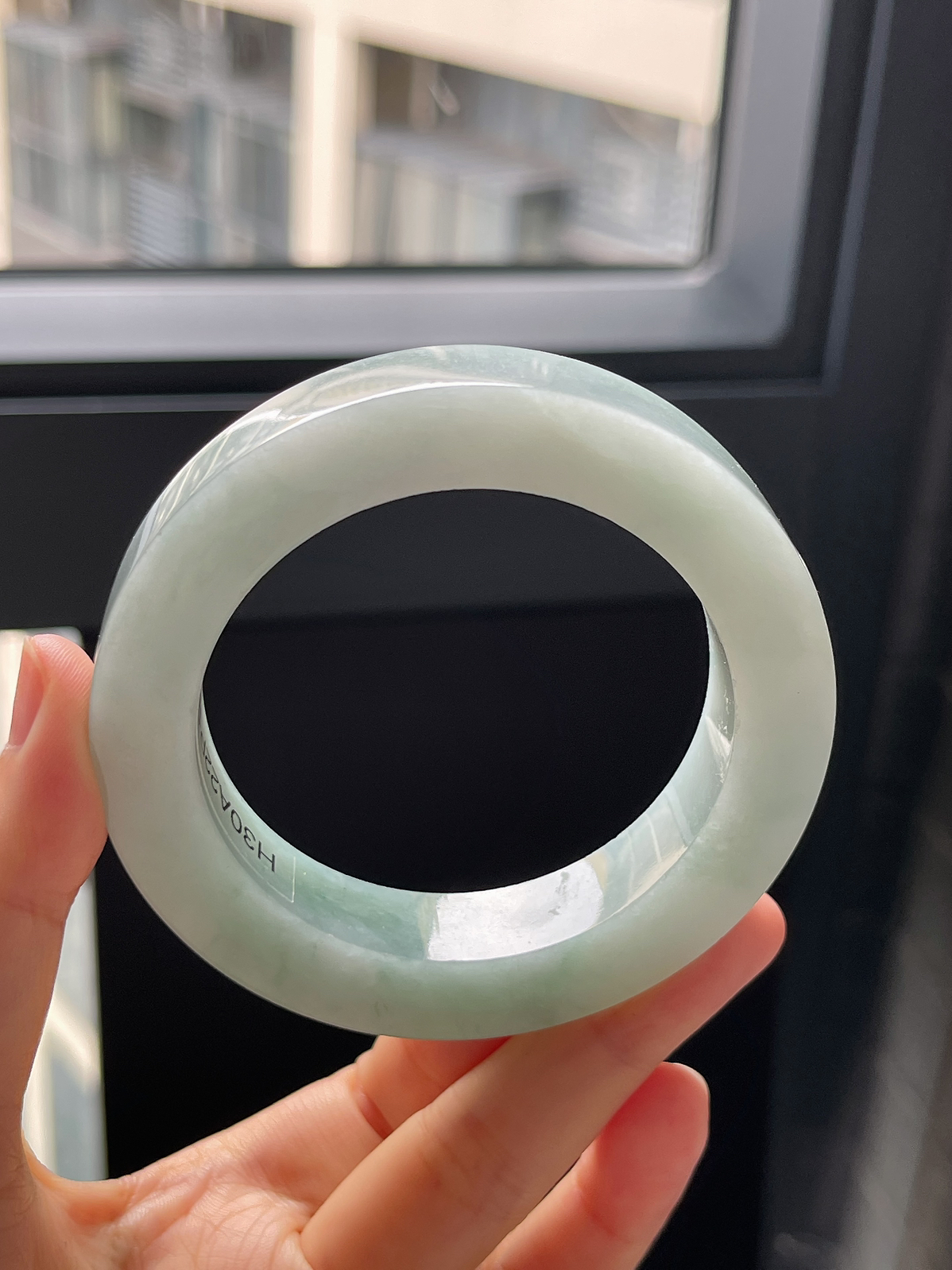 翡翠镯饼，⭕️正圈最大做61，圆条最大做57；最小做55.8