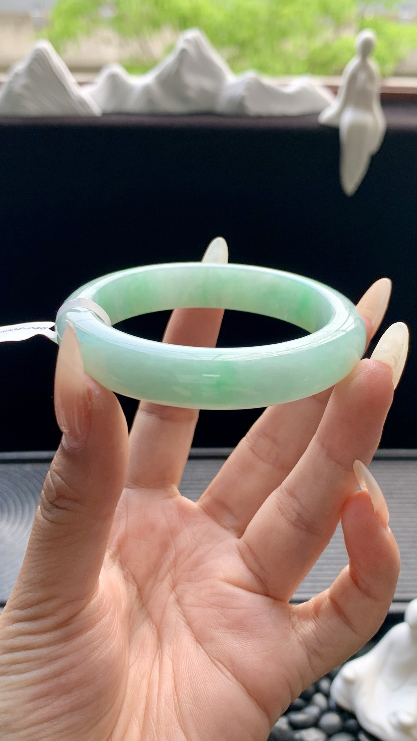 飘绿正圈手镯成品 B0904-246 尺寸：53-12-8