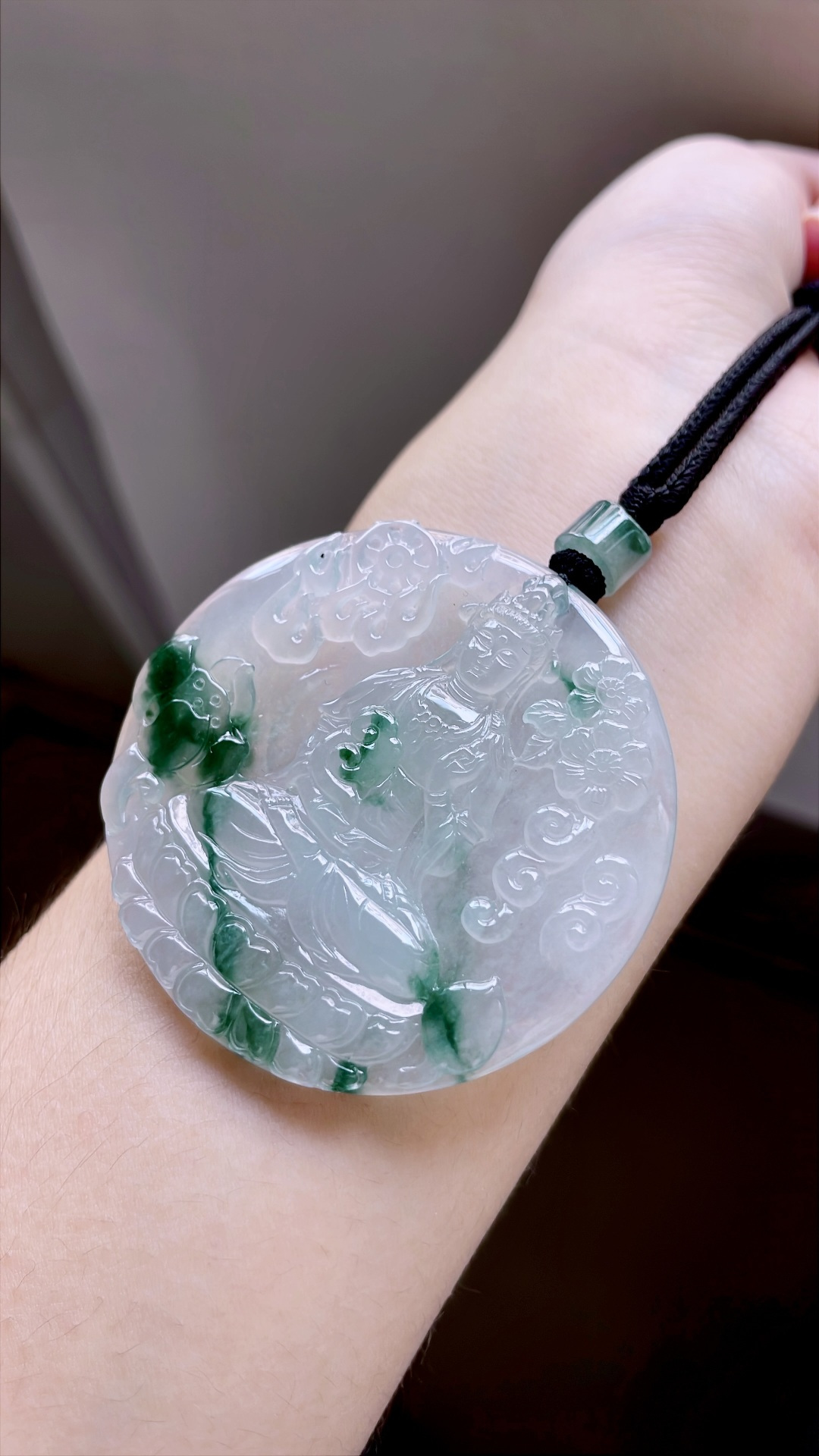 ️ 冰种飘花观音 飘花灵动，种老起胶 尺寸：50.4/5.5