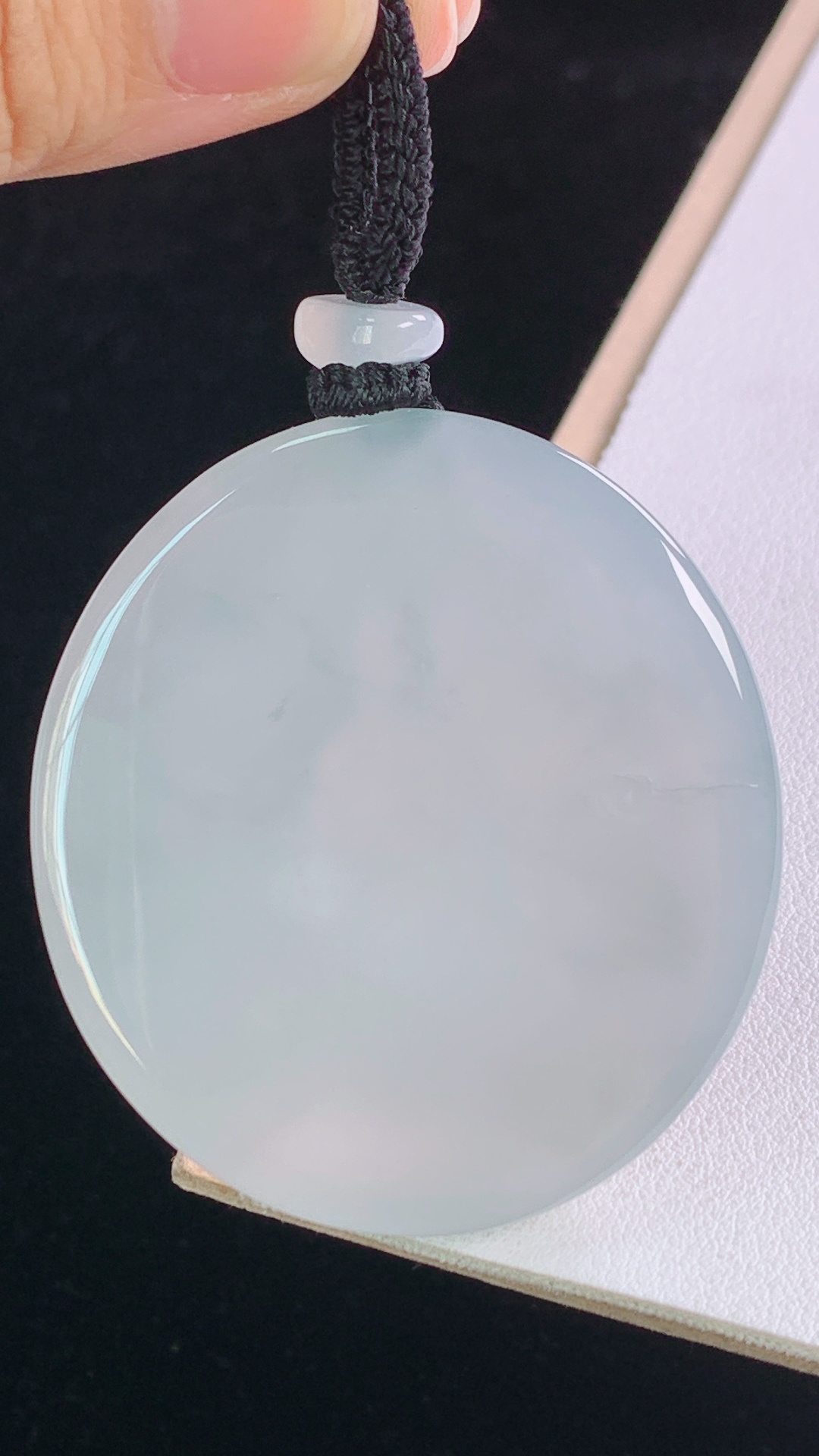 ️冰飘花观音，花色灵动，胶感十足，无裂，尺寸:50.2-45.8-8.6mm 18
