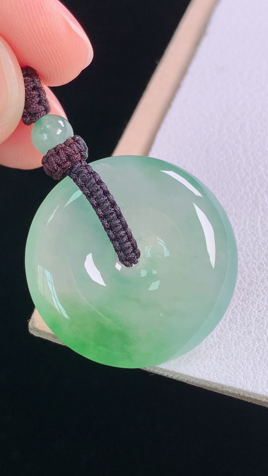 ️高品质 冰飘绿平安扣 有种有色，胶感荧光，无裂 尺寸:25.7-5.8mm 16