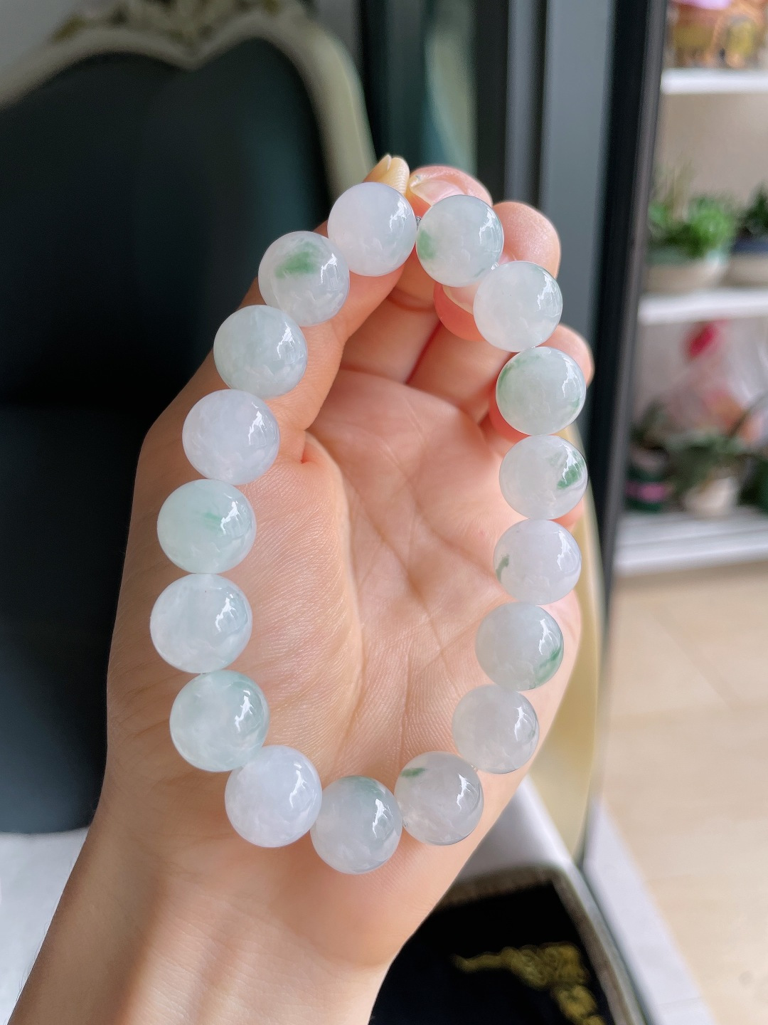 ️，缅甸天然翡翠A货，冰飘花手链，尺寸：12.3mm。【2-5410】