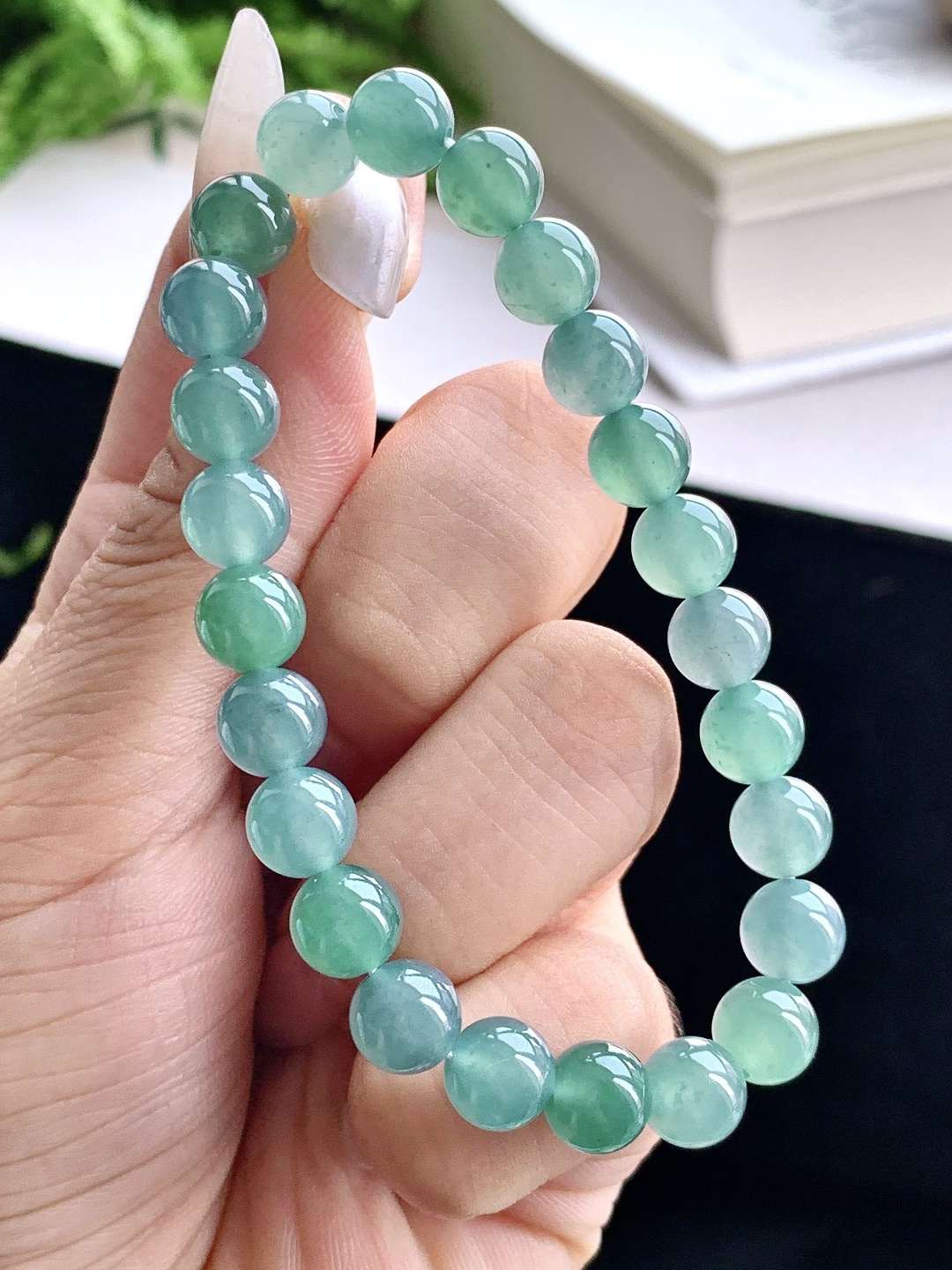【珠子】️冰天空蓝手串圆珠子手串 【说明】 性比高 老蓝水 【尺寸】7.7mm 【重量】20克