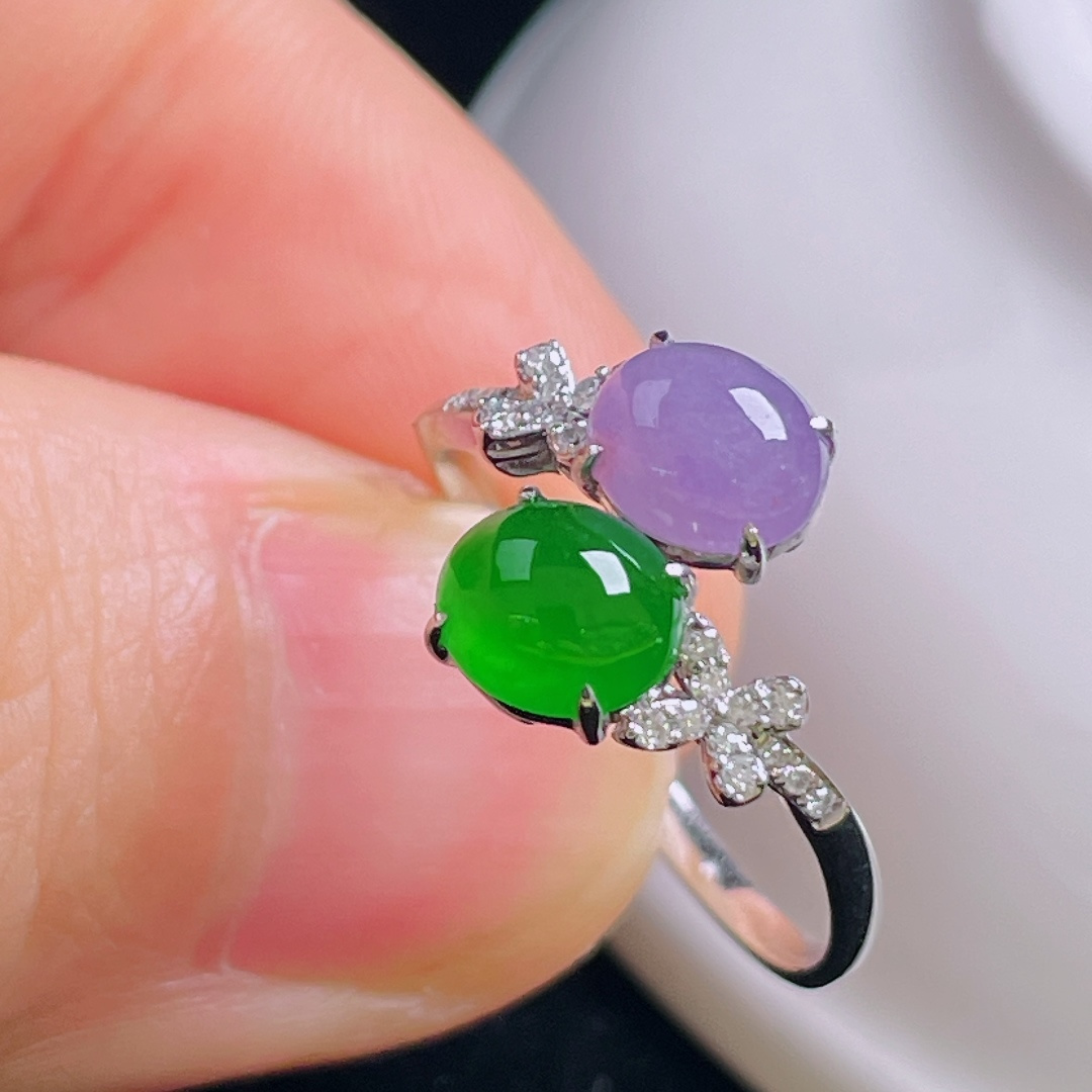 冰绿戒指，18k镶嵌，老种起光，细底通透，尺寸：裸石7/6.6/3.4mm0921