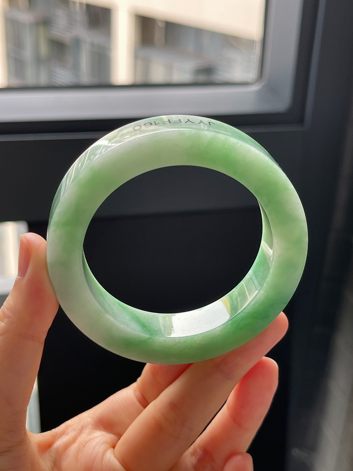翡翠镯饼，⭕️正圈最大做54，最小做51.5