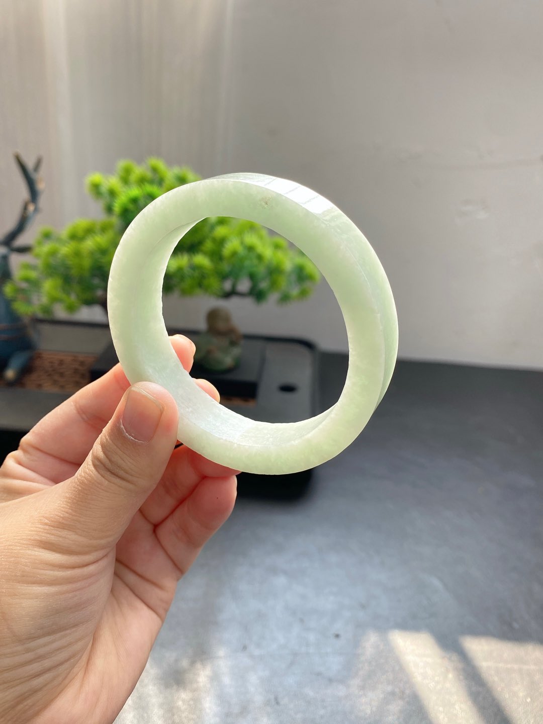 大圈口苹果绿手镯胚 尺寸57-73-13 编号JF864