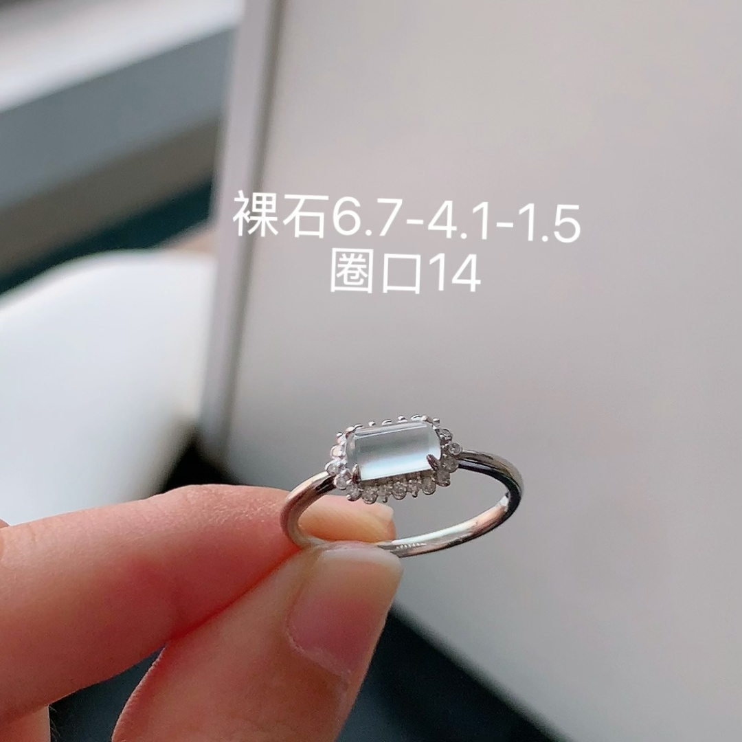 ️ 冰种女戒 冰透起光，底子细腻莹润，佩戴清新优雅货号63920，6.7-4.1-1.5