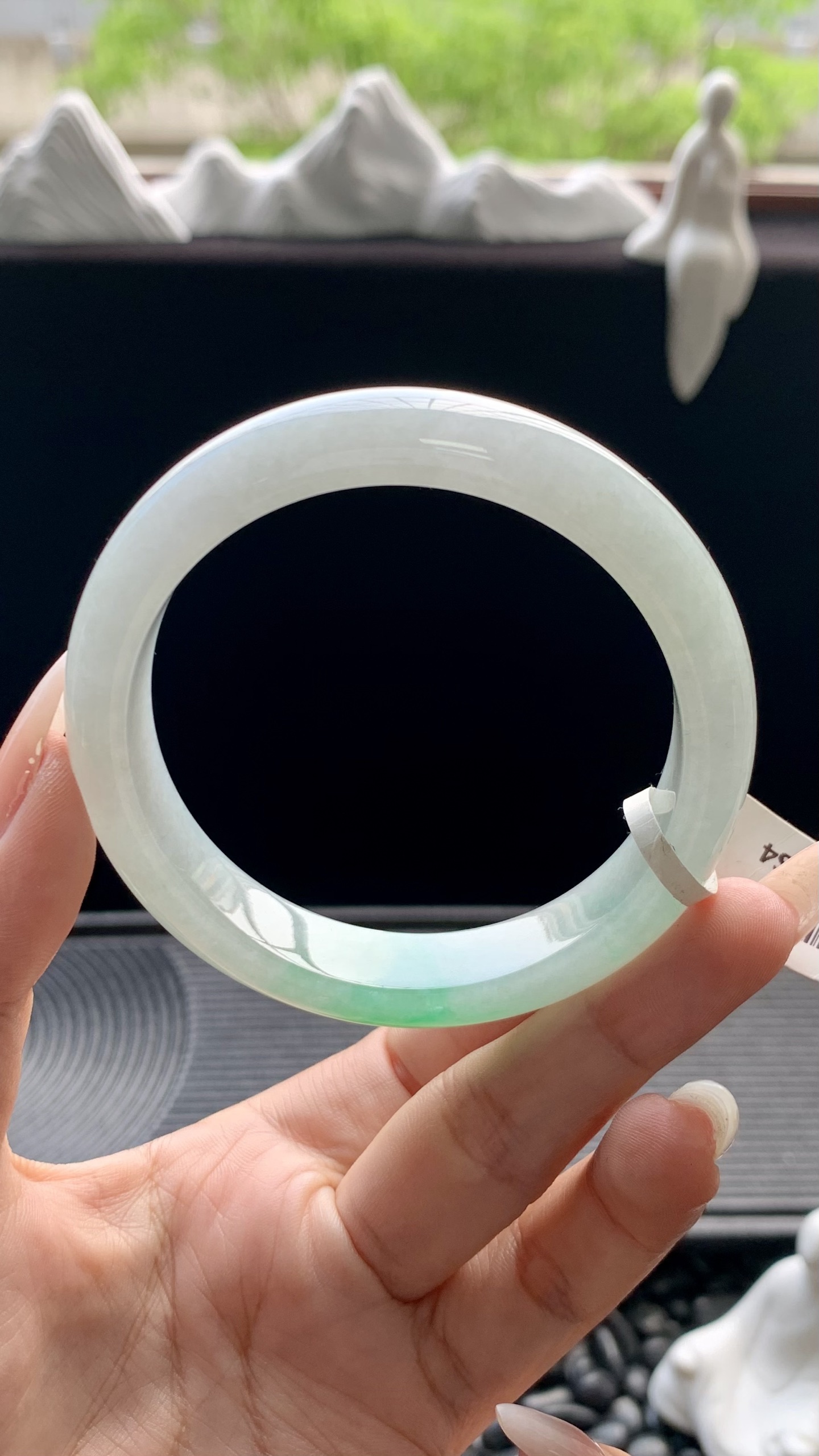 飘绿白底青正圈手镯成品 HYC-1119 尺寸：57-12-8