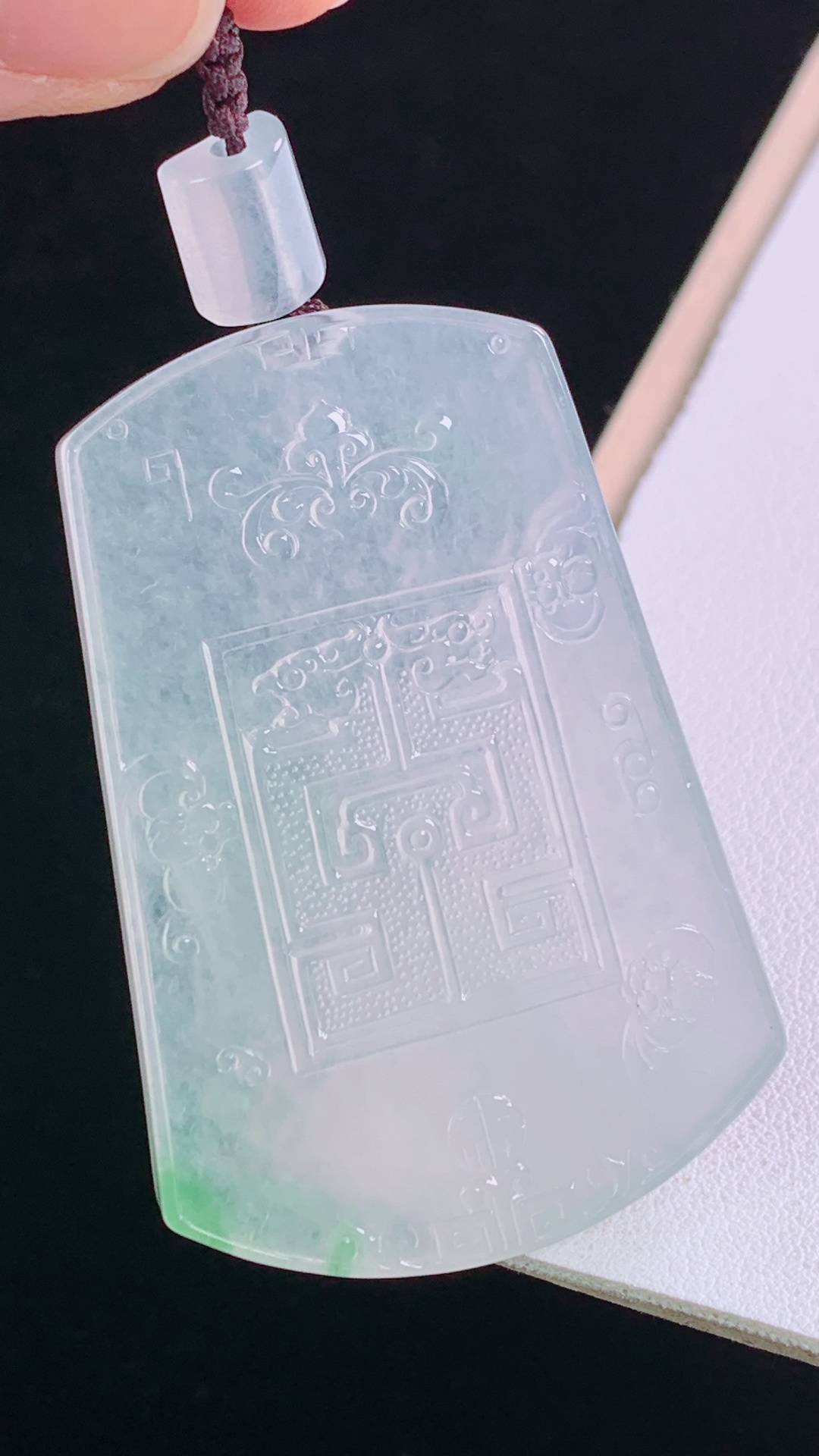 ️高品质 冰飘绿仿古牌 翠色灵动，清透起光，无裂 尺寸:54.0-36.9-5.8mm 18