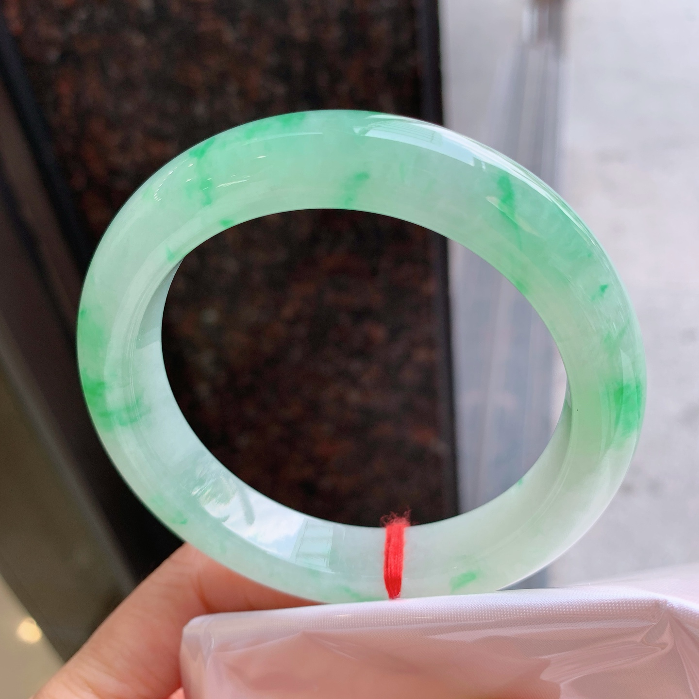 正圈冰飘绿 微细纹 尺寸：60/12.5/10 大圈口