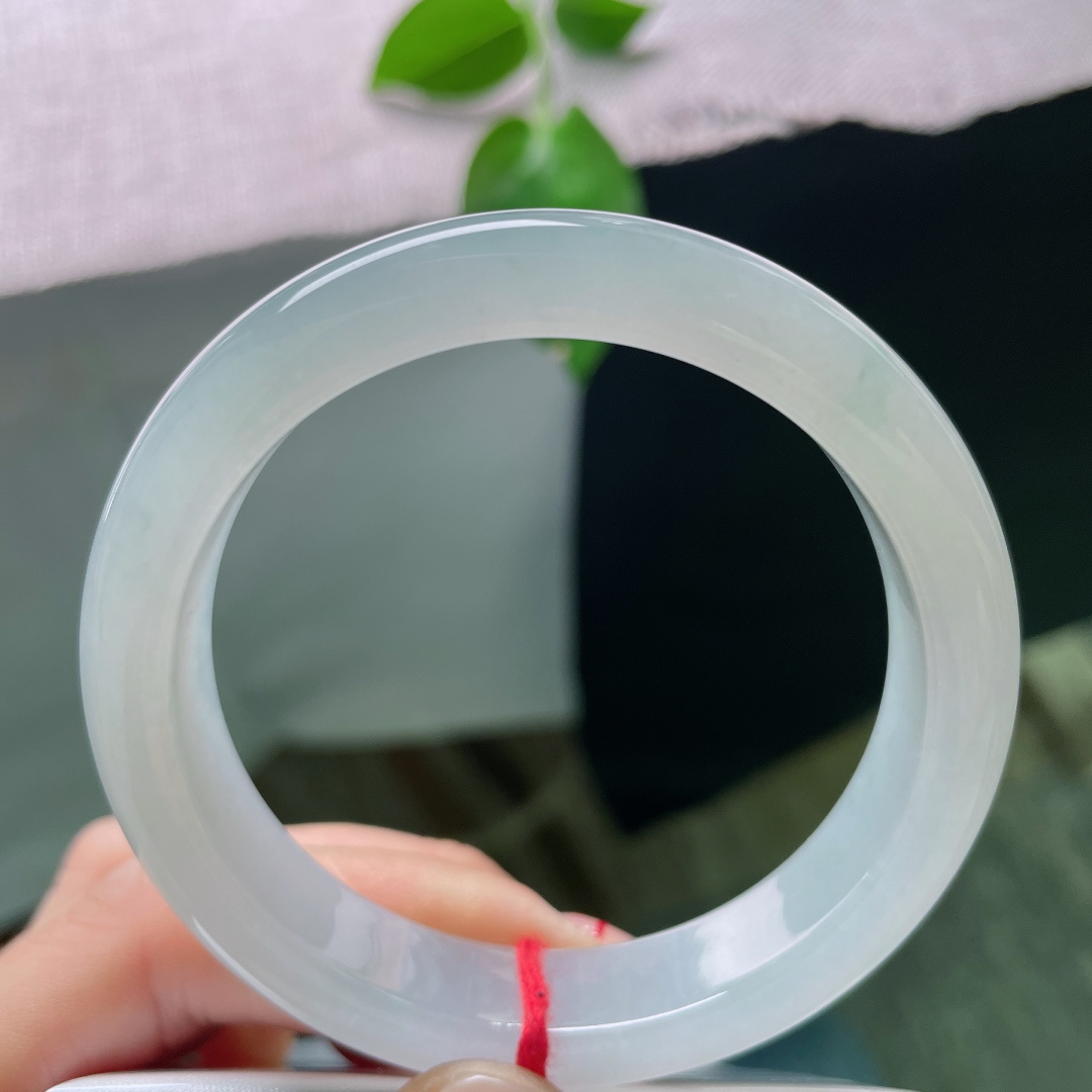 56.3/12/8.2，白月光正圈，种老，云淡风轻近午天，傍花随柳过前川。无裂。ss59686a