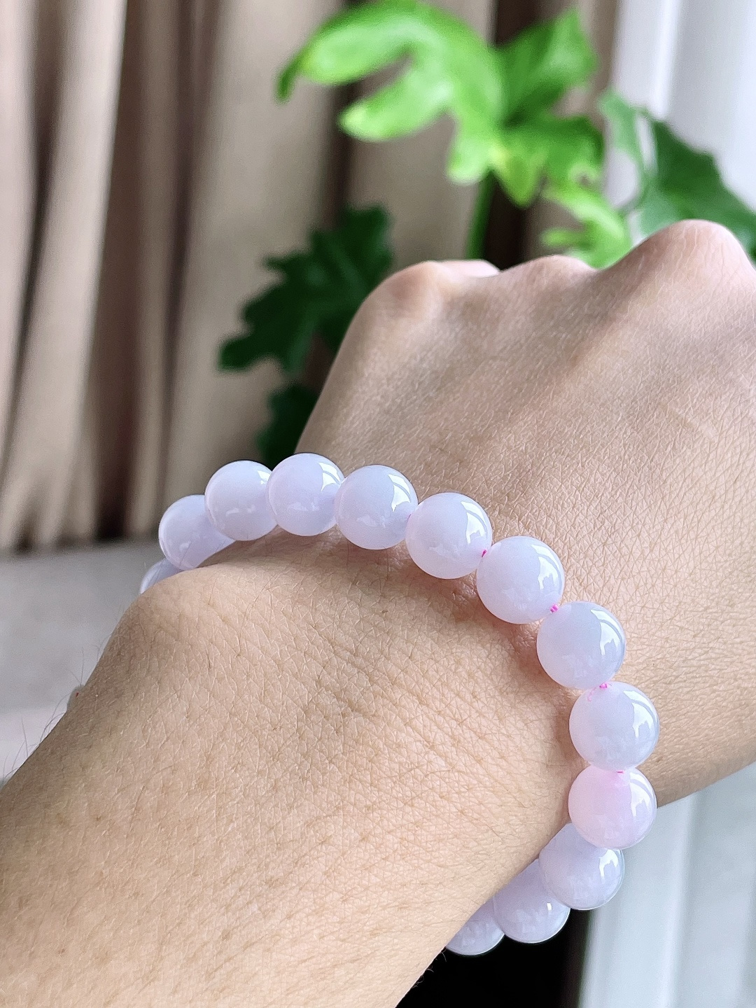 【珠子】冰手串圆珠珠子手串 【说明】缅甸 性比高 【尺寸】9.8mm 【重量】32克