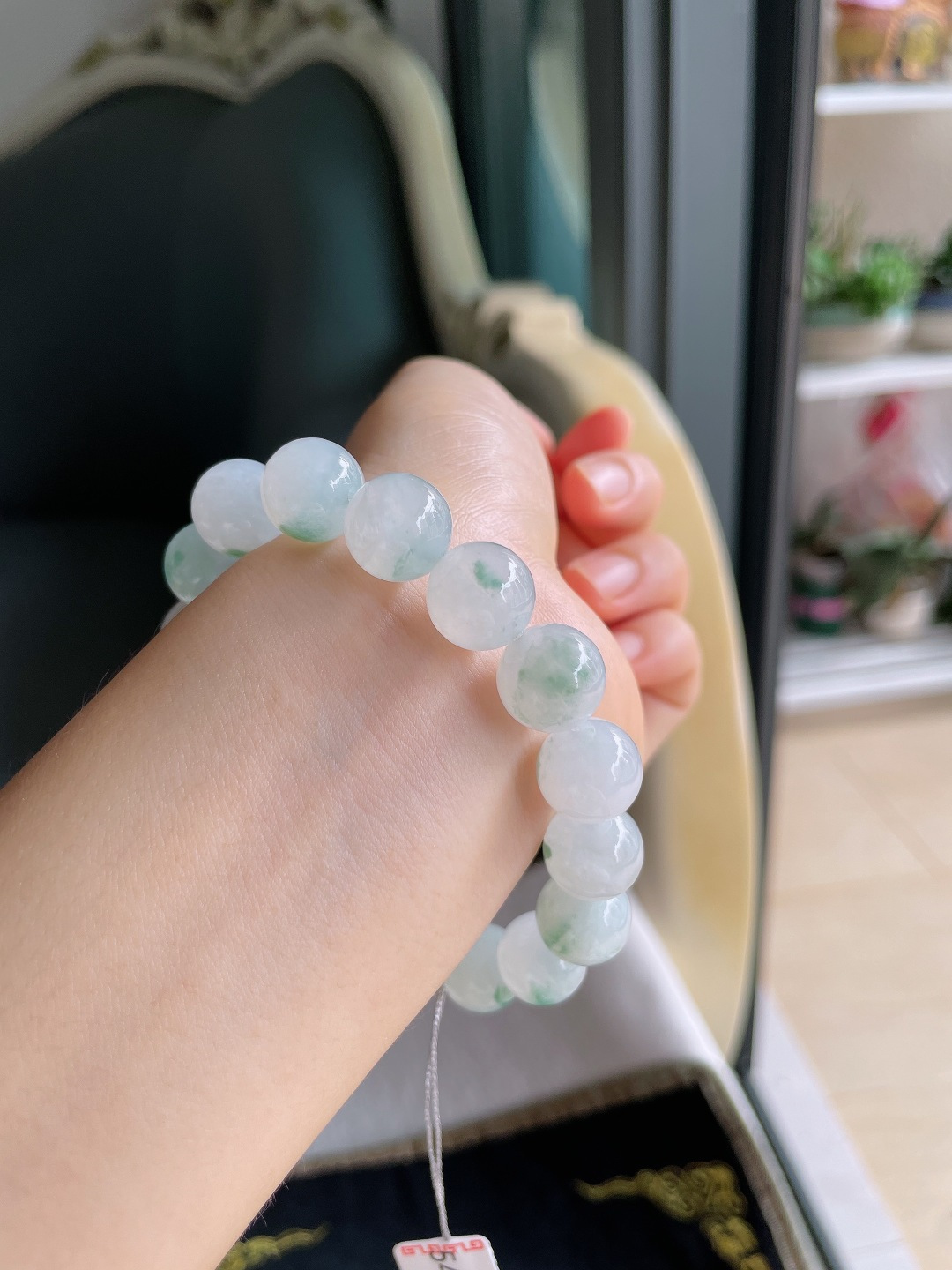 ️，缅甸天然翡翠A货，冰飘花手链，尺寸：12.3mm。【2-5410】