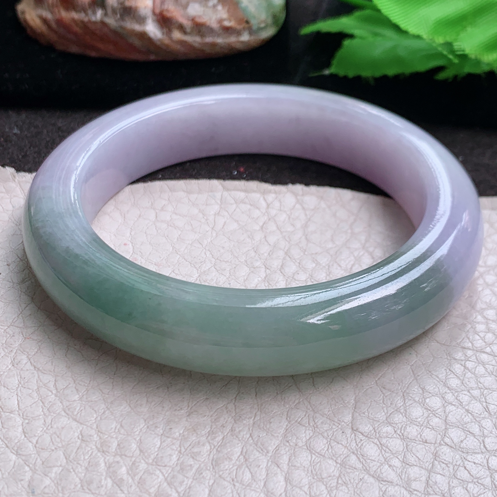 js自然光57*12.8*9.5招财镯 缅甸翡翠a货高品质双采厚装宽边玉手镯