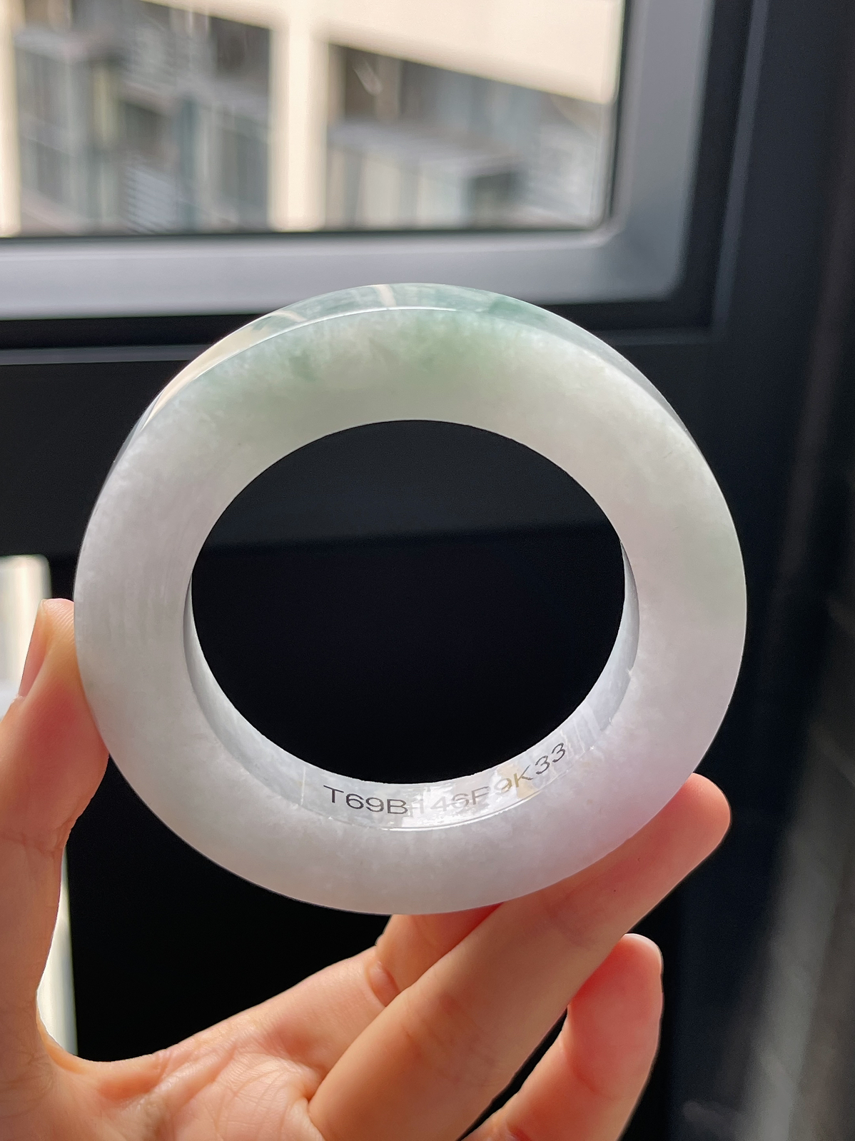 翡翠镯饼，⭕️正圈最大做60，圆条最大做56；最小做52