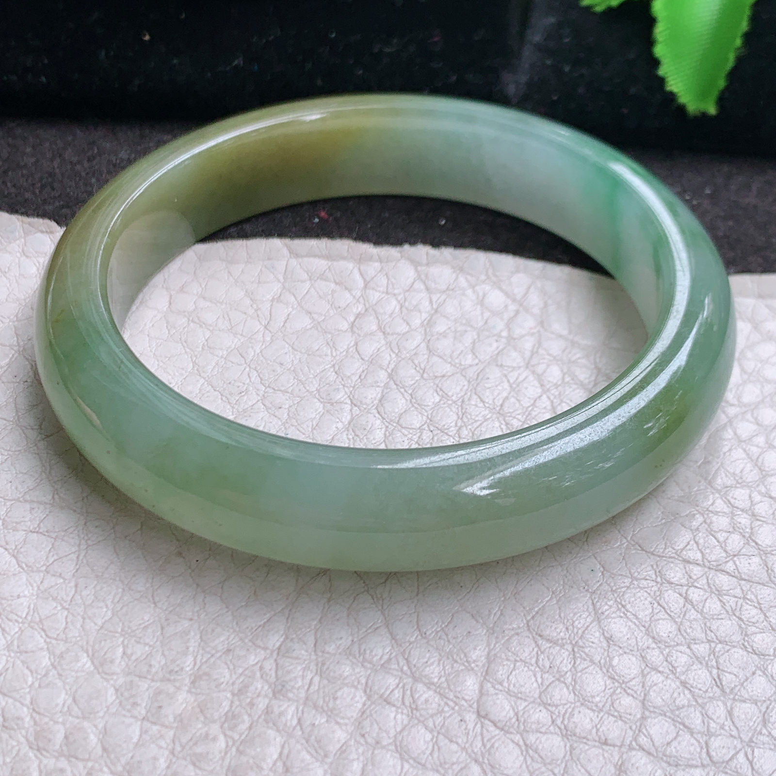 h小圈口52.5*11*7.5招财镯 缅甸翡翠a货玉手镯冰润黄加绿宽边玉手环