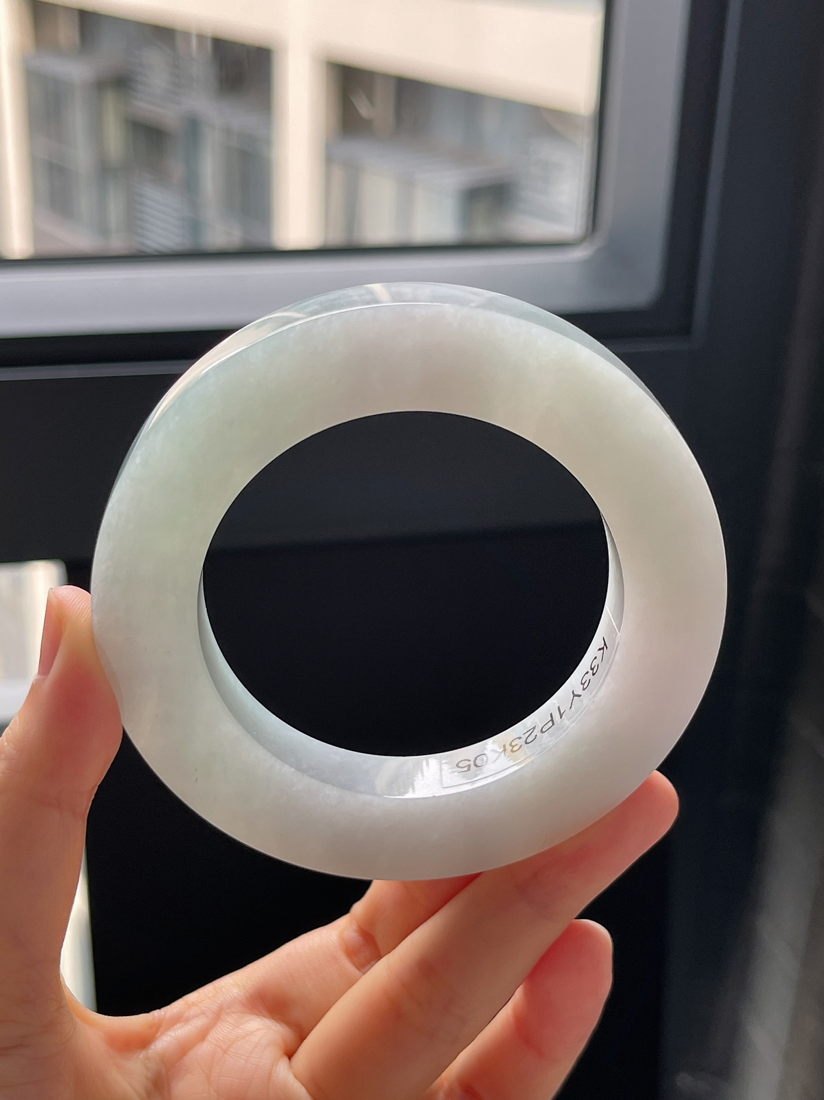翡翠镯饼，⭕️正圈最大做65，圆条最大做61；最小做55