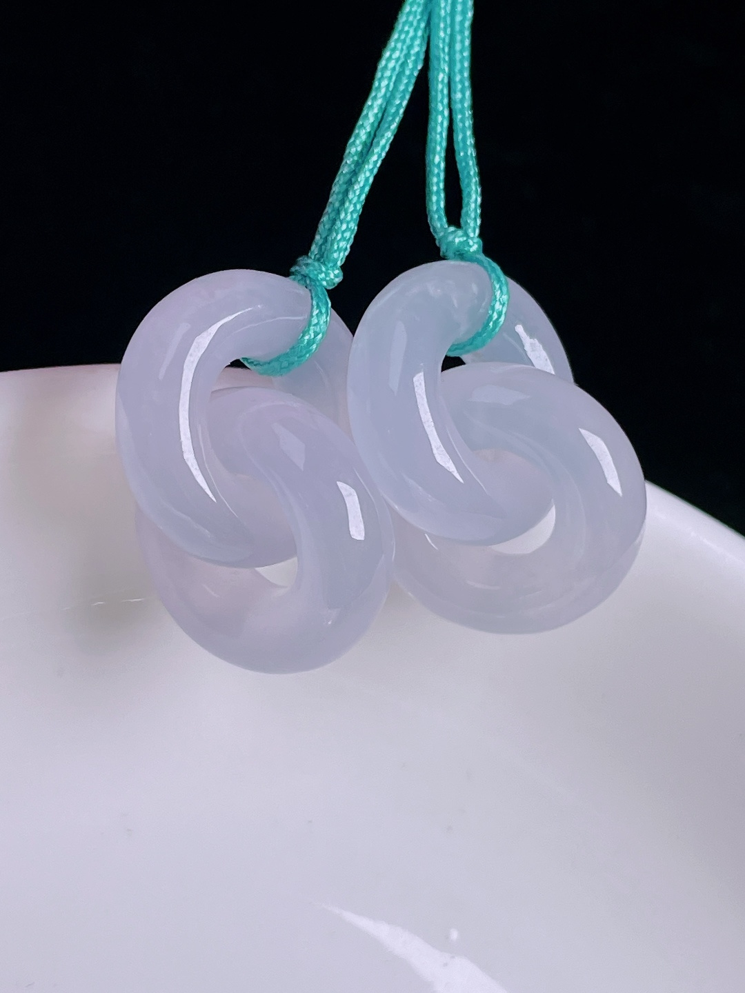 ️环环相扣耳坠，老种起光，细底通透，尺寸：18.5/14.4/5mm0921
