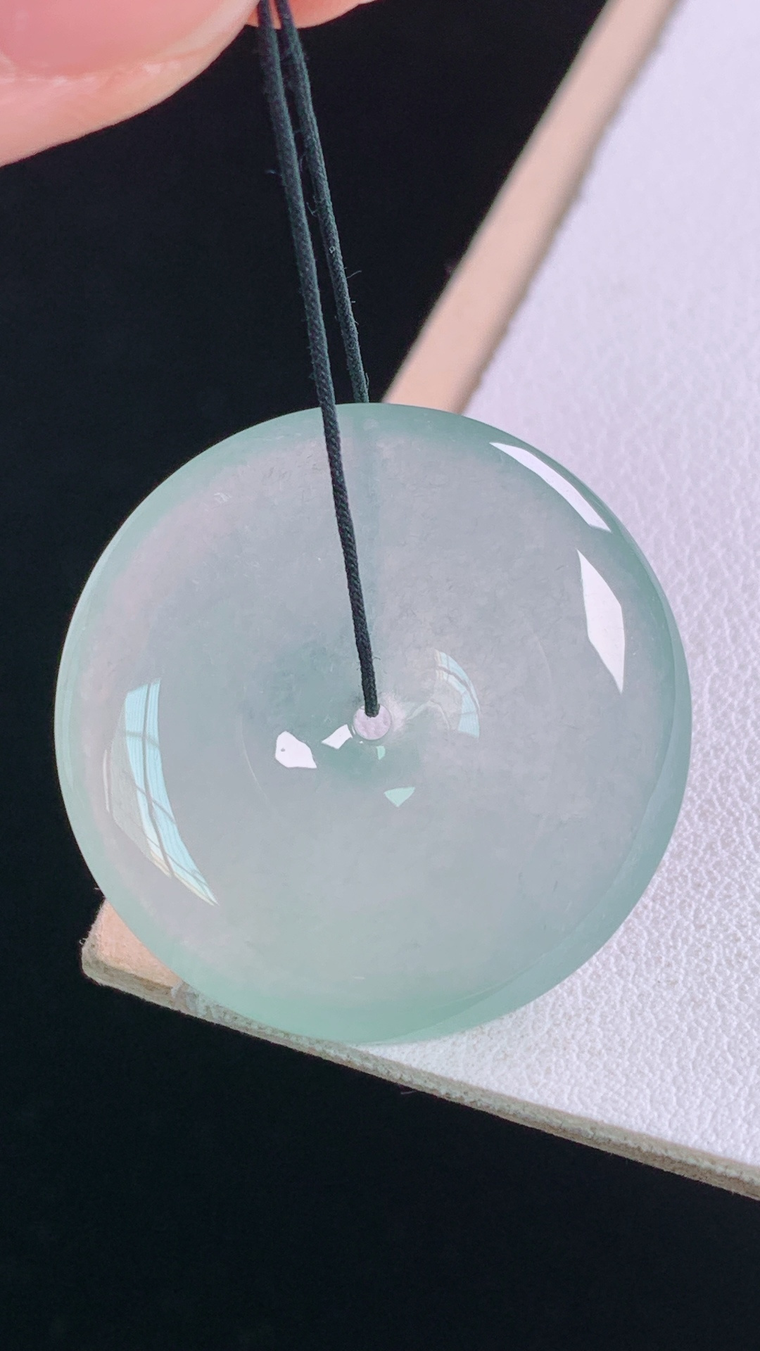 ️高品质 冰种平安扣 种水，光感十足，无裂 尺寸:28.8-5.8mm 16
