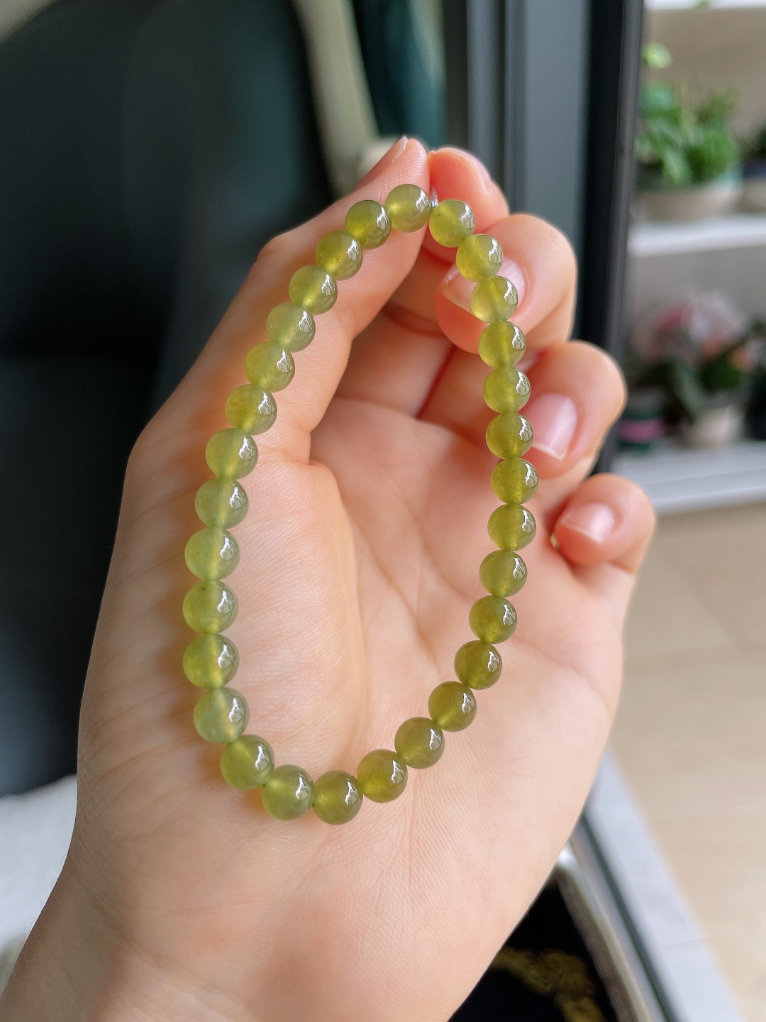 缅甸天然翡翠A货，冰种冰黄翡手串，尺寸：6mm。【编3370】