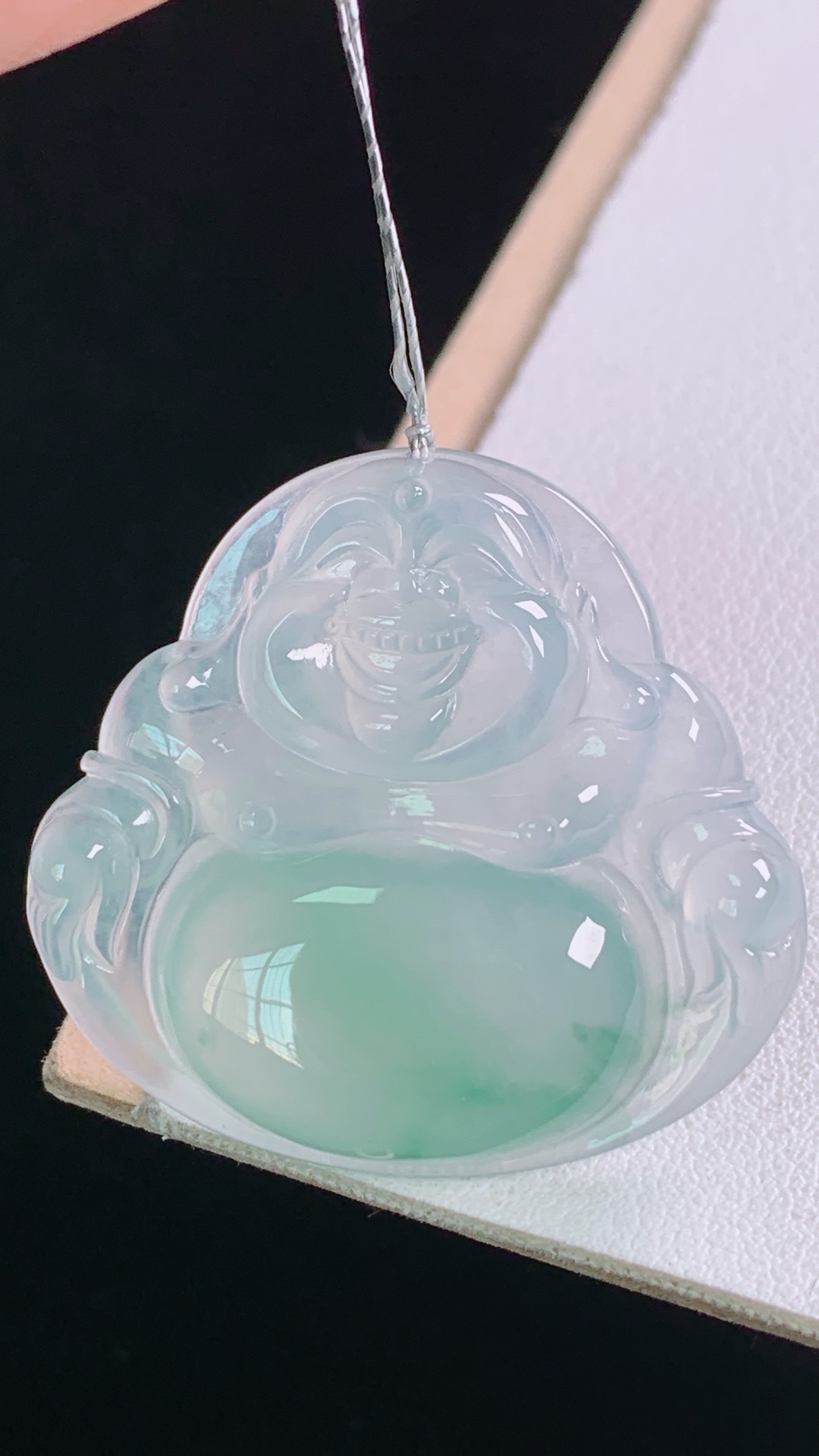 冰飘花佛公 花色灵动，清爽通透，无裂 尺寸:32.0-34.7-5.6mm 18