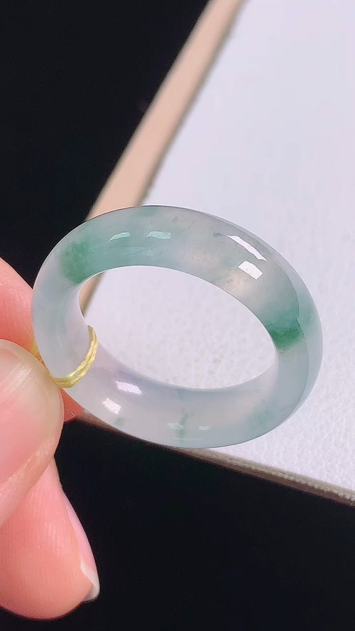 ️冰飘花指环，无裂，尺寸:圈口17/18.0-6.5-3.6mm 16