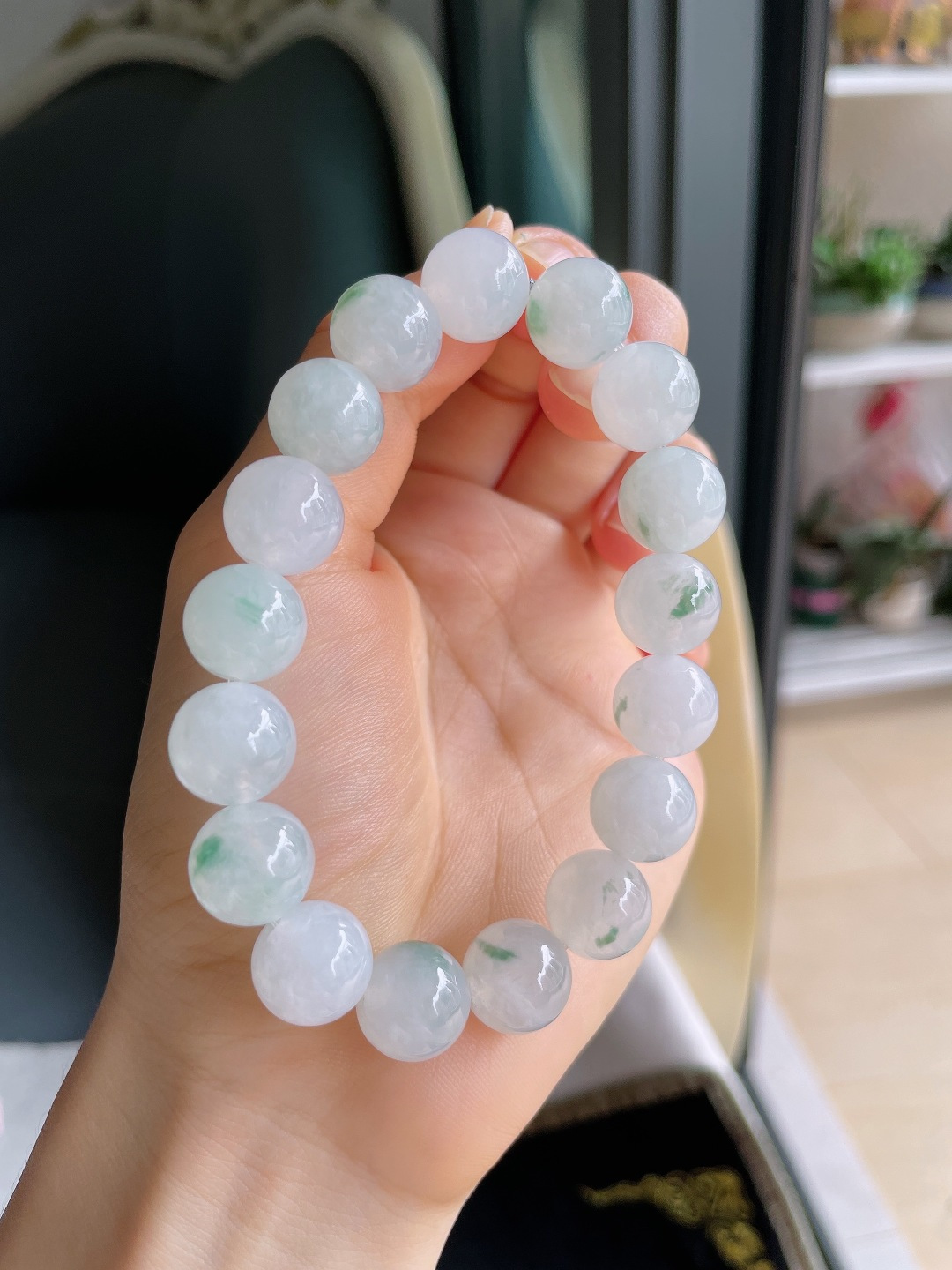 ️，缅甸天然翡翠A货，冰飘花手链，尺寸：12.3mm。【2-5410】
