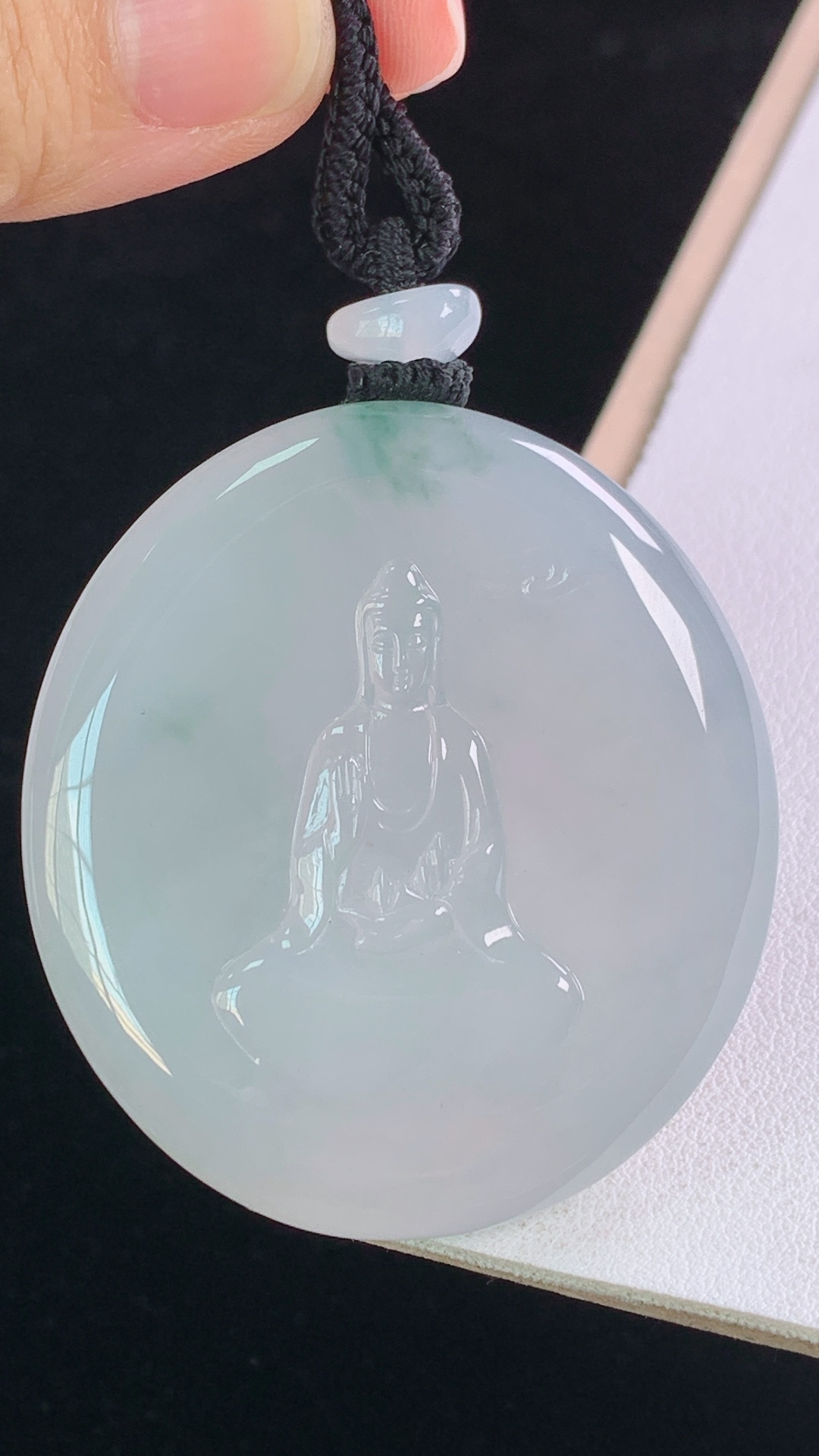 ️冰飘花观音，花色灵动，胶感十足，无裂，尺寸:50.2-45.8-8.6mm 18