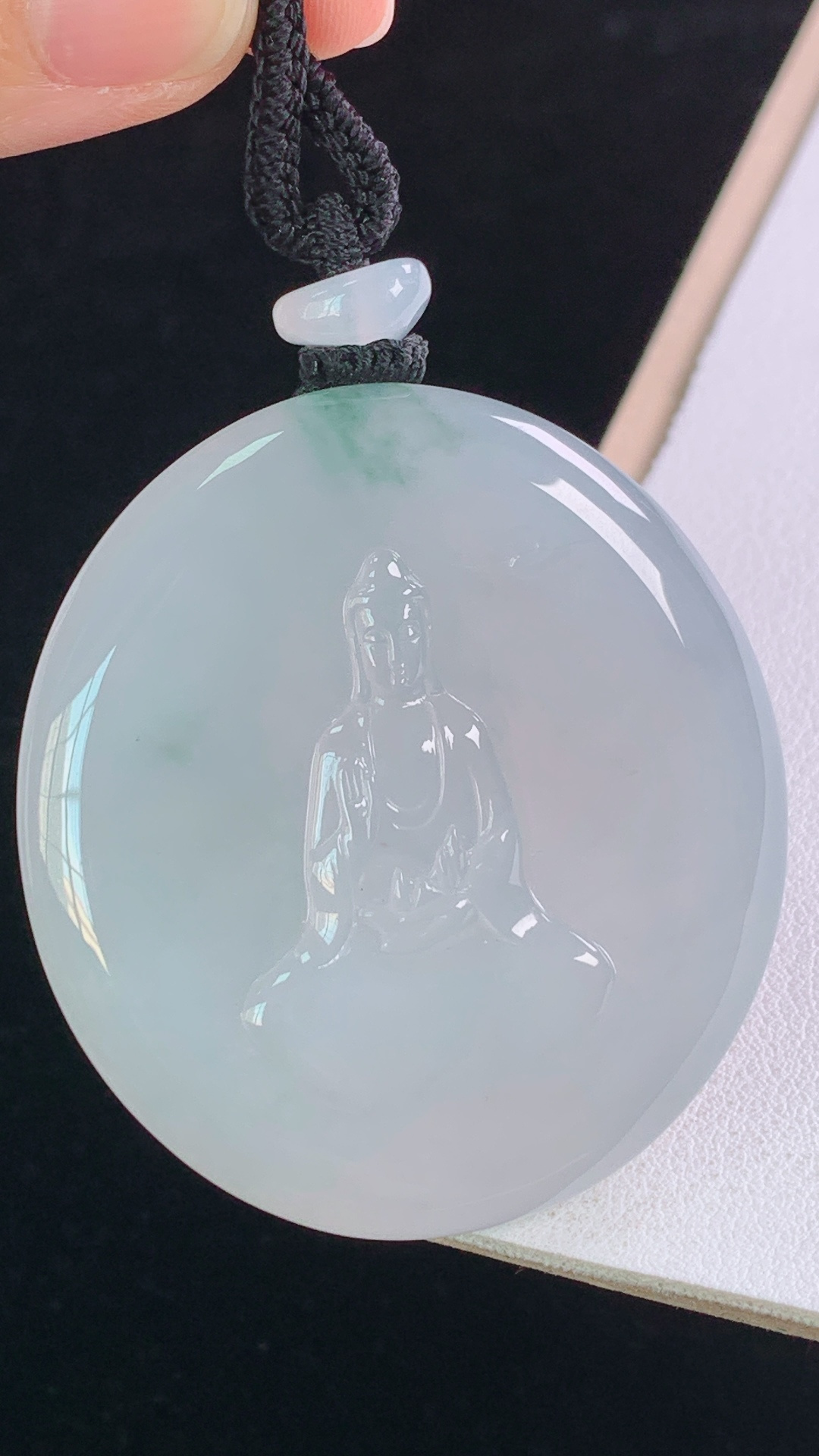 ️冰飘花观音，花色灵动，胶感十足，无裂，尺寸:50.2-45.8-8.6mm 18