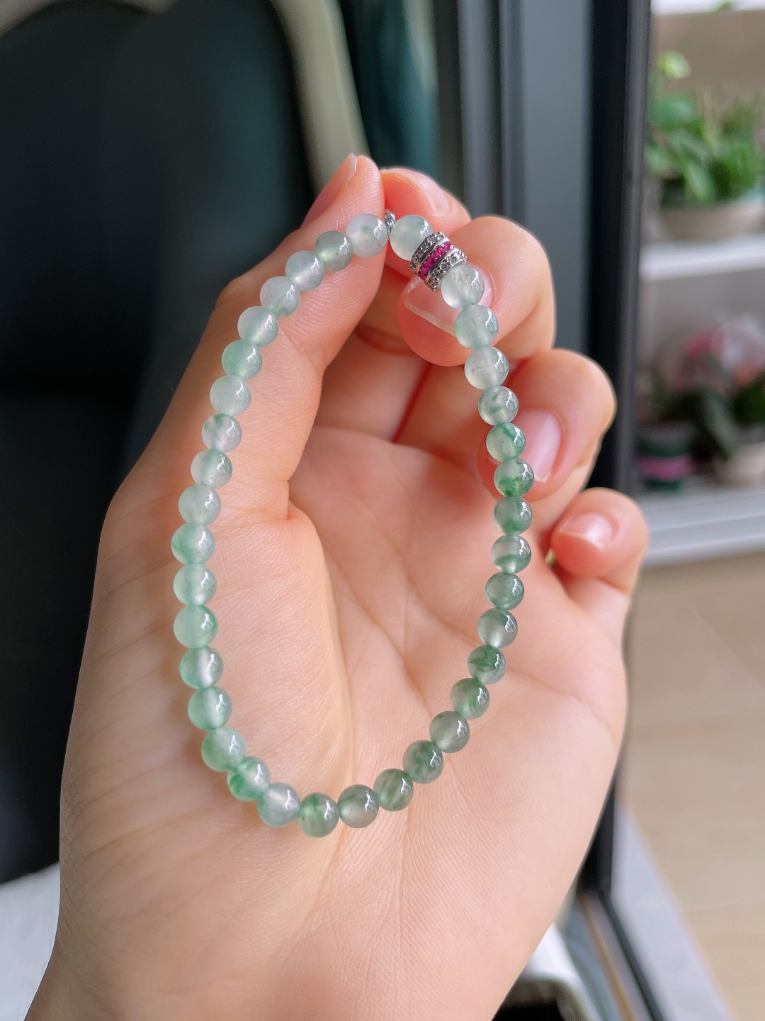 缅甸天然翡翠A货，冰飘花手串，尺寸：4.6mm。【编3756】