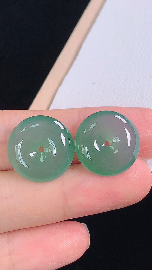️冰晴平安扣，无裂 尺寸:16.1-5.2mm 20