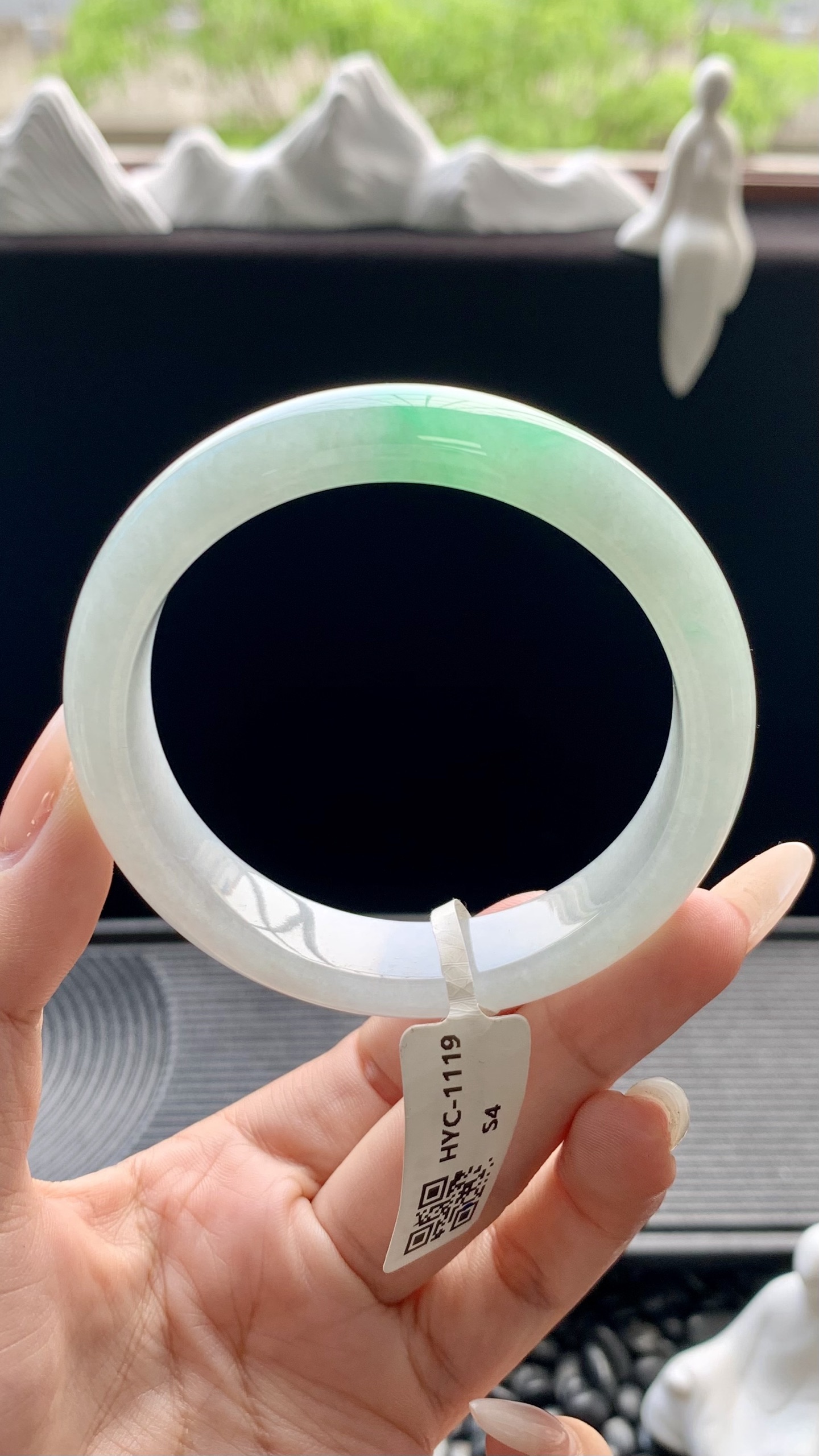 飘绿白底青正圈手镯成品 HYC-1119 尺寸：57-12-8