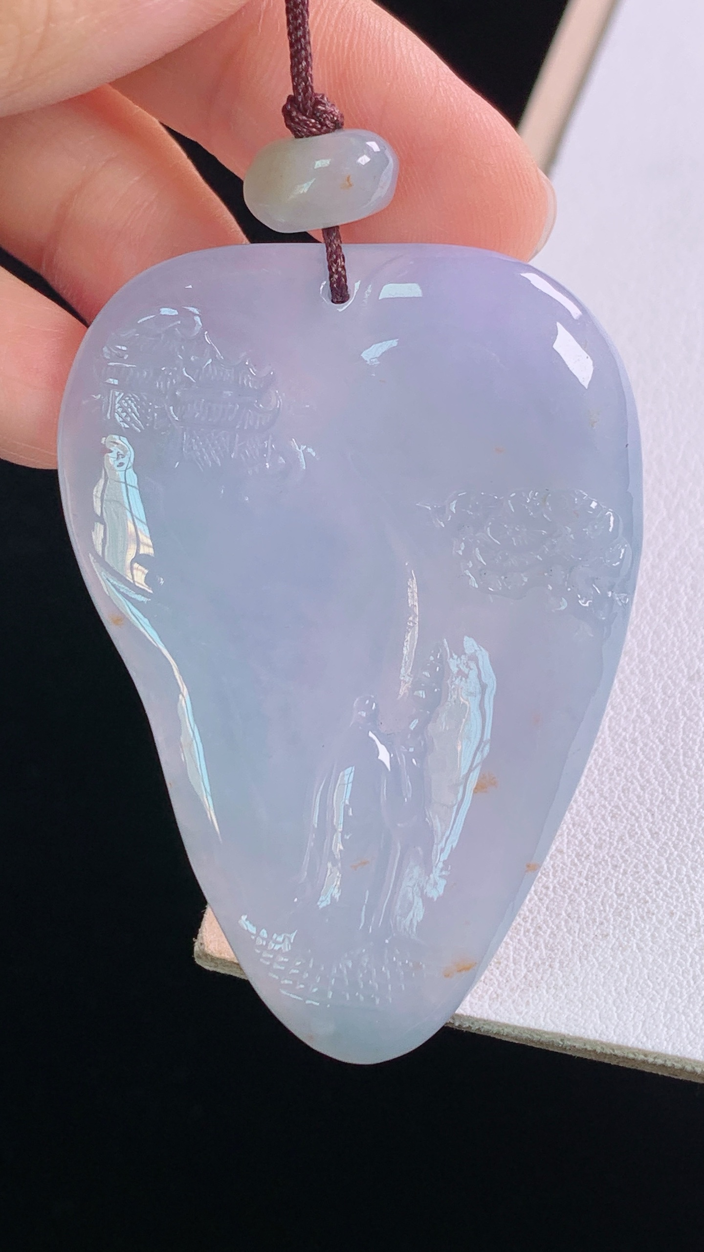 冰种悟道，紫色浓郁，底子细腻，无裂，尺寸:52.4-37.2-5.5mm 18