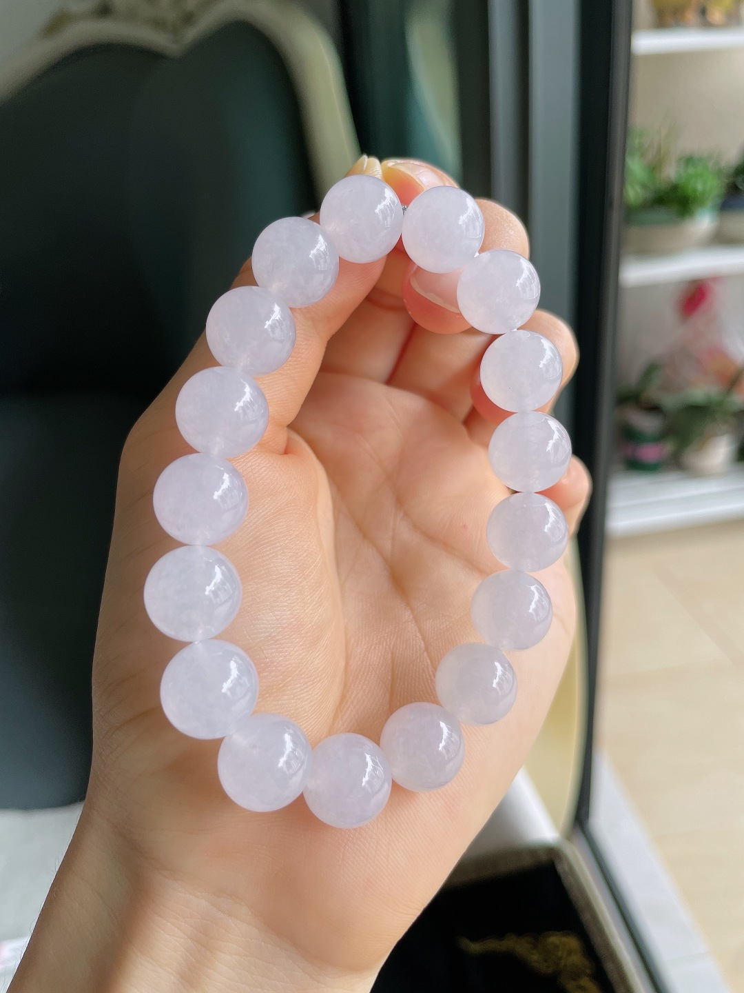 ️，缅甸天然翡翠A货，白冰白月光手串，尺寸：11.7mm。【编4699】
