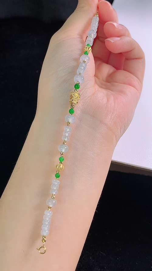 ️18K冰种路路通手链，尺寸:6.1-3.0mm 19