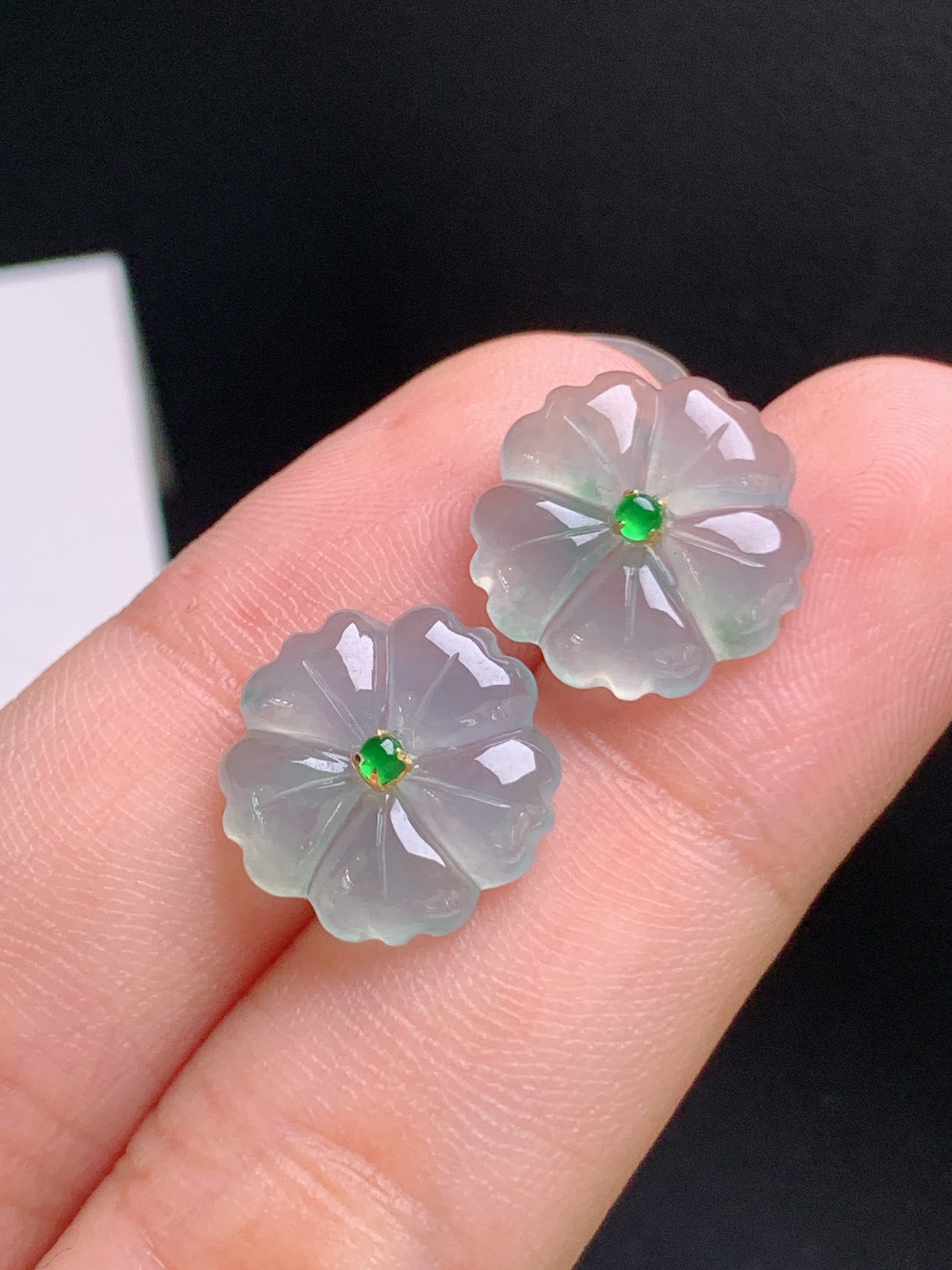 ️ 小花耳钉，冰透灵动，绿芯点缀，清雅甜美 裸石13.2-3.1 5309207
