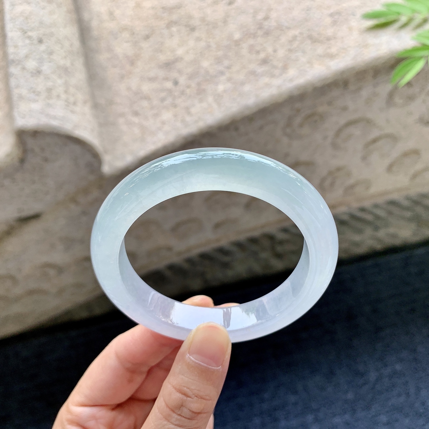 正圈53 54 圈口54/11.4/9 编码W6092316 冰糯飘绿，水润，种老，细腻，有纹线