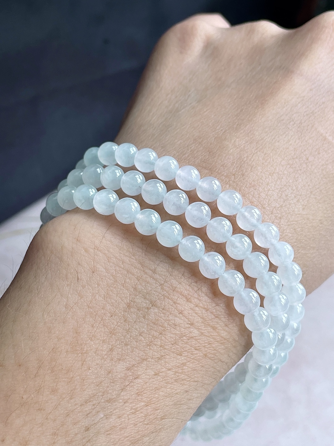 【珠子】白冰珠链圆珠珠子珠链 【说明】缅甸 性比高 【尺寸】5.7mm，35cm 【重量】40.4克
