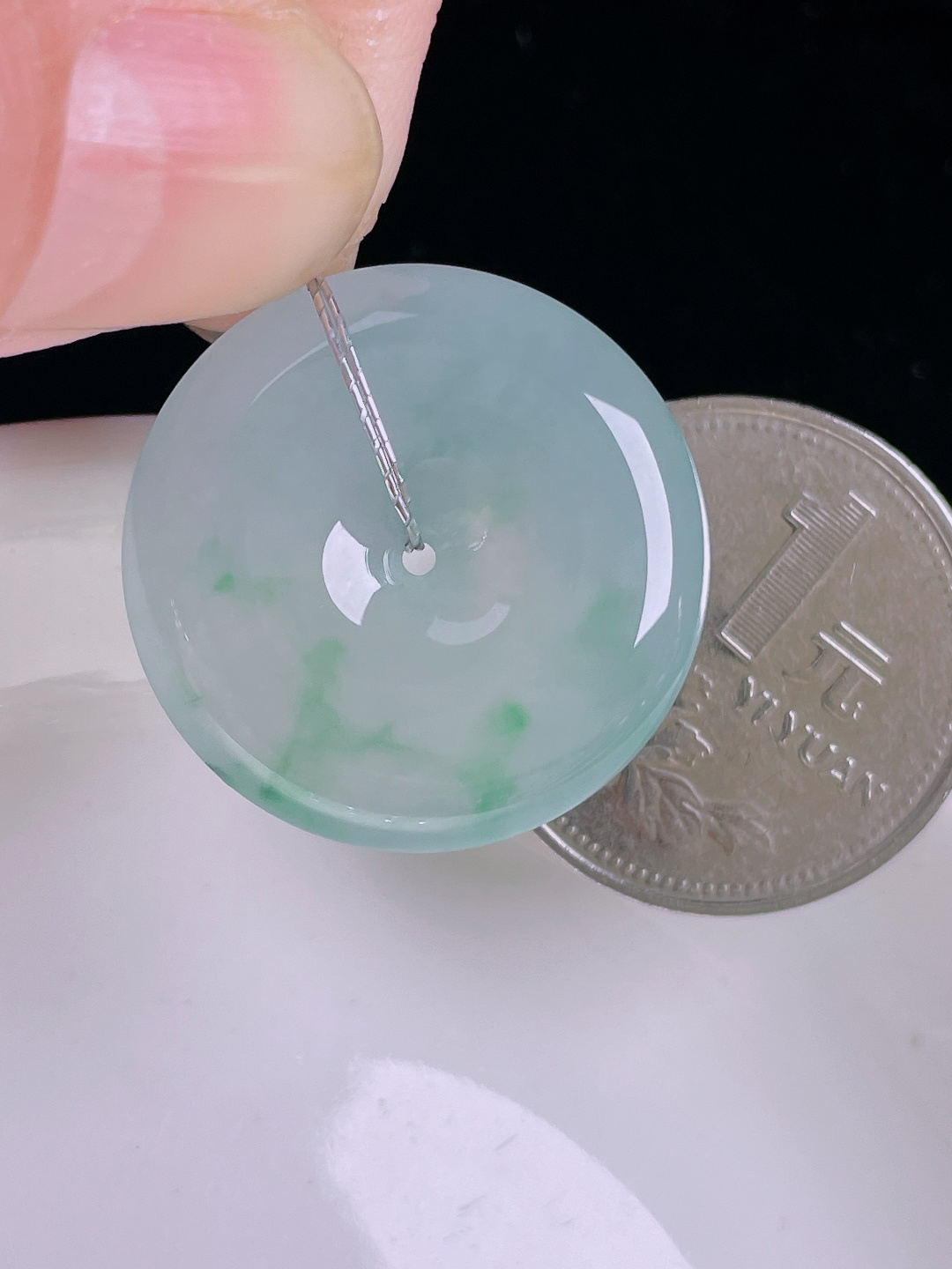 ️飘花平安扣，老种起光，细底通透，尺寸：25.5/6mm0922