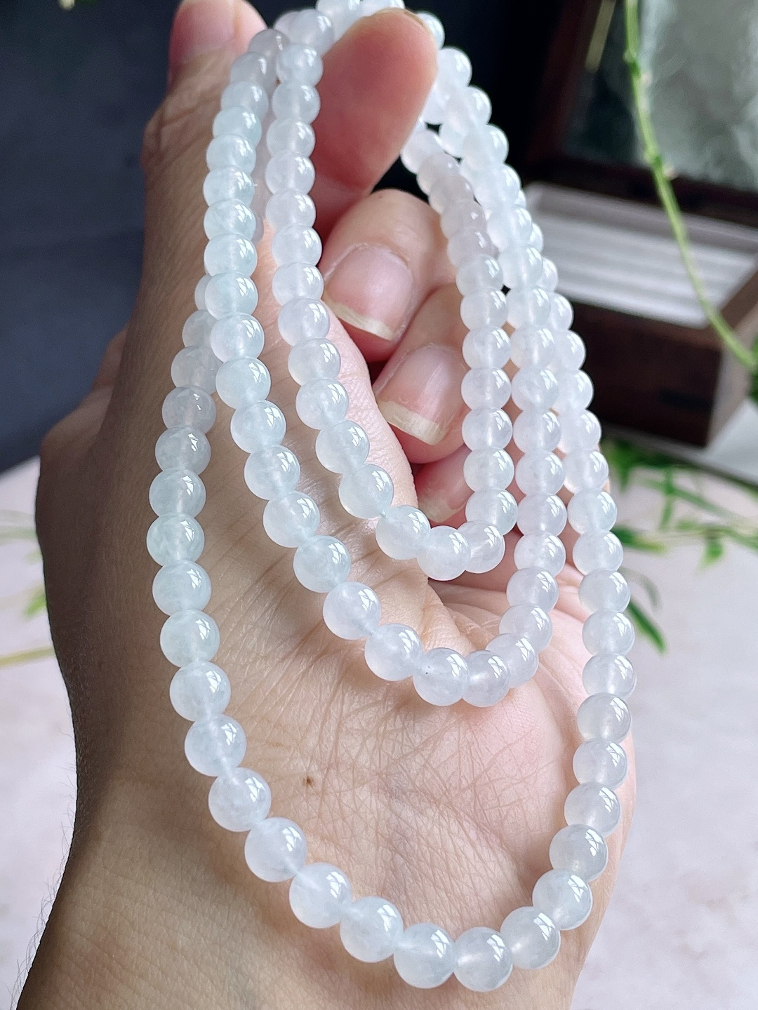 【珠子】白冰珠链圆珠珠子珠链 【说明】缅甸 性比高 【尺寸】5.7mm，35cm 【重量】40.4