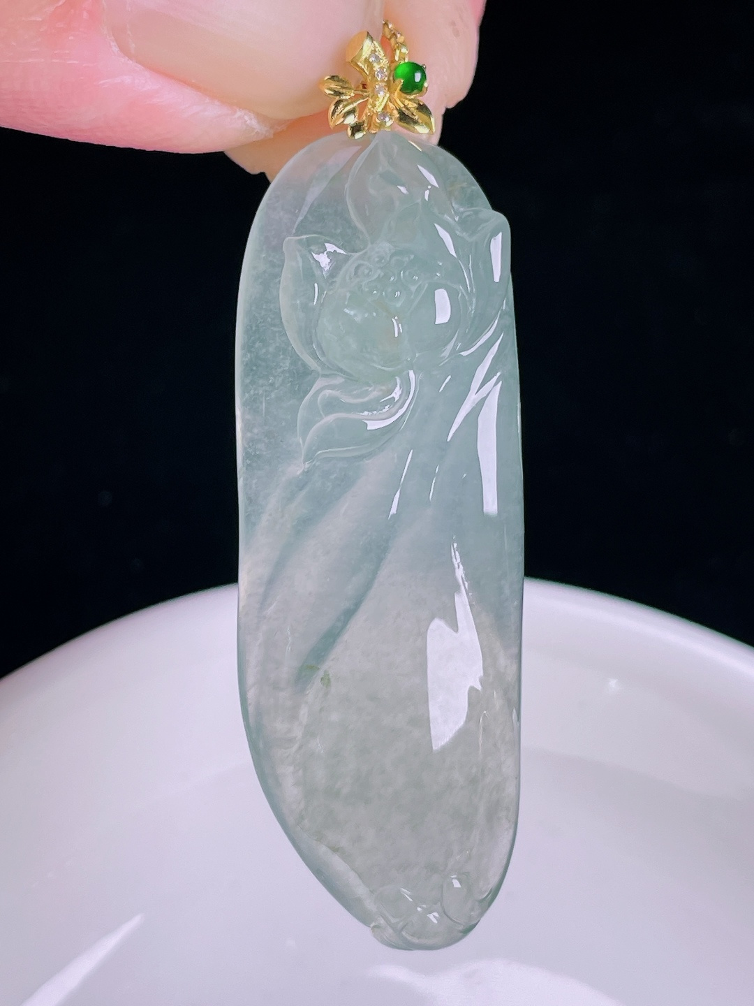 ️莲花福瓜，18k镶嵌，老种起光，细底通透，尺寸：51裸石45.3/16.4/5.8mm0922