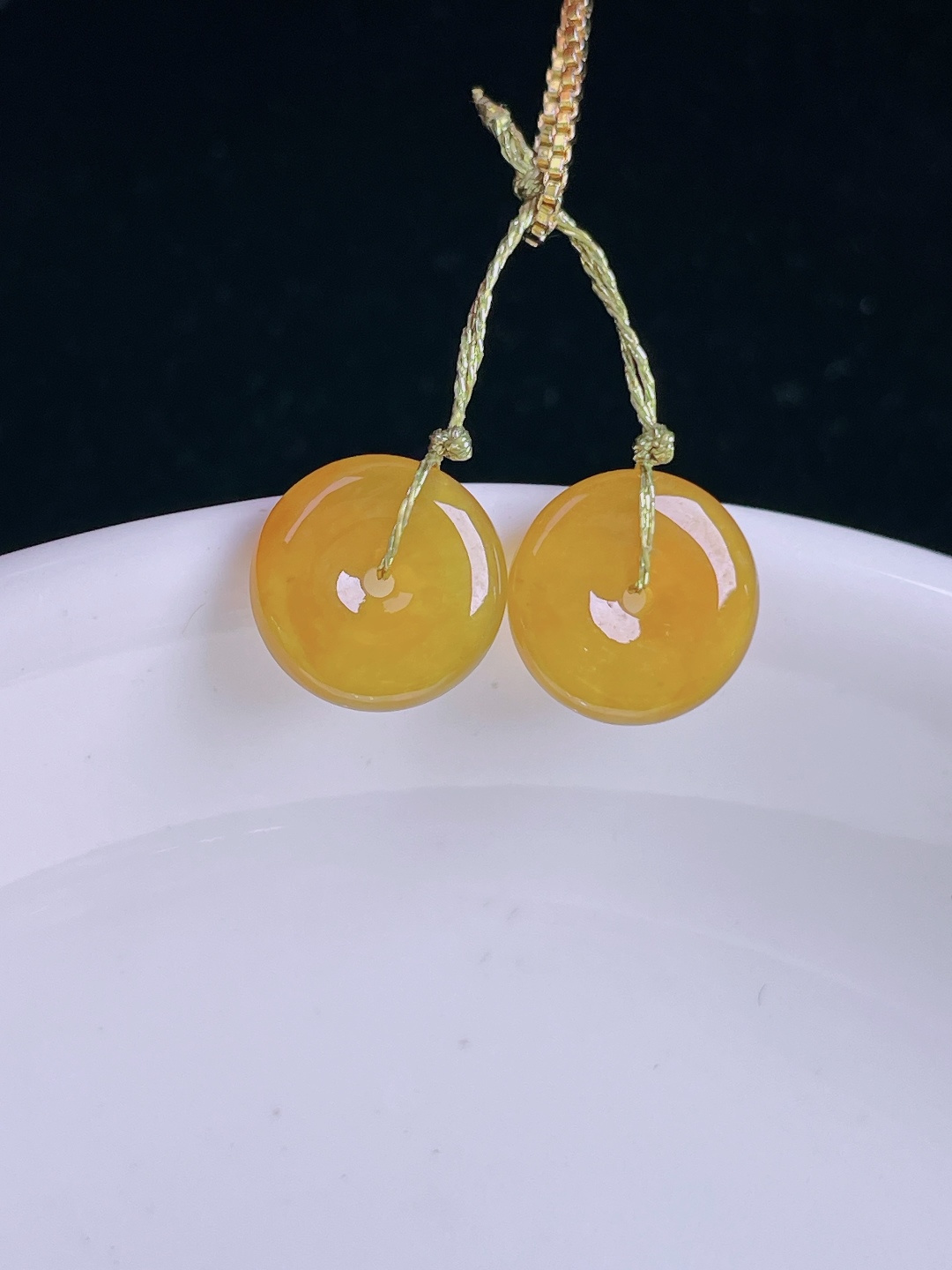 ️冰黄耳坠，老种起光，细底通透，尺寸：9.5/3mm0922