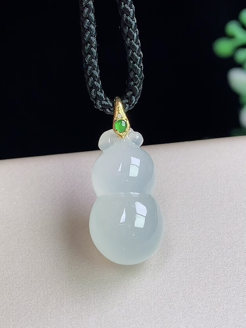 18k金镶冰种葫芦，无裂，尺寸17.6-9.1-8.4mm，j22lwh6