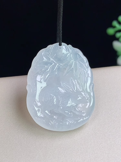 冰种生肖兔牌，无裂，尺寸27.3-20.9-4.1mm，j22yaf
