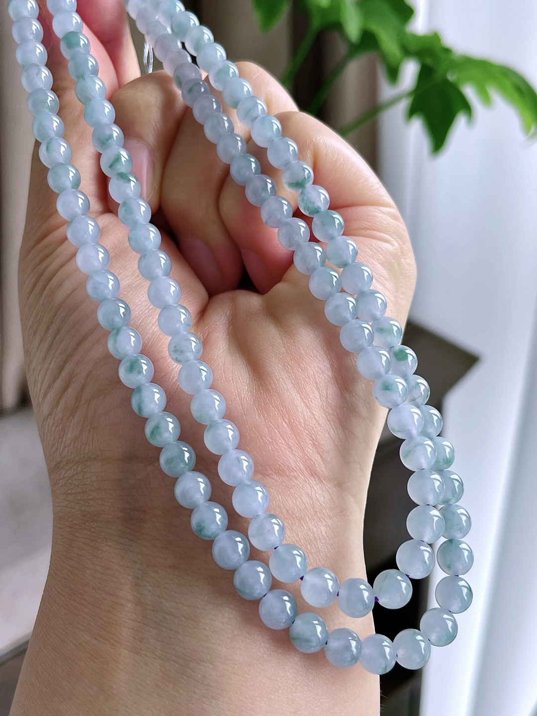 【珠子】冰紫底珠链飘花圆珠珠子珠链 【说明】缅甸 性比高 【尺寸】5.9mm 35cm 【重量】4