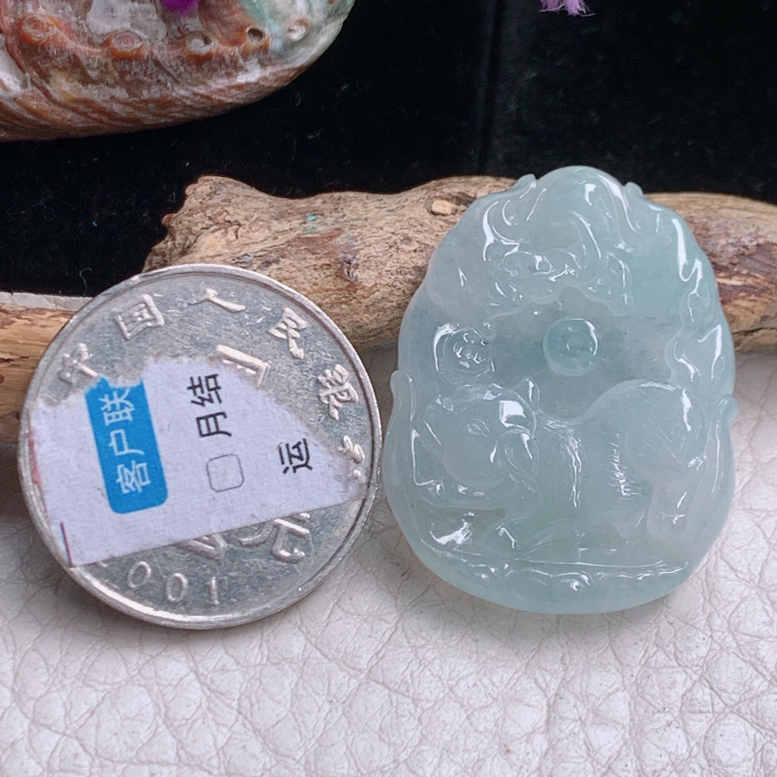 ktj实拍31.2*24.5*5.8缅甸翡翠精雕高品质冰浅绿小金猪 生肖猪玉吊坠