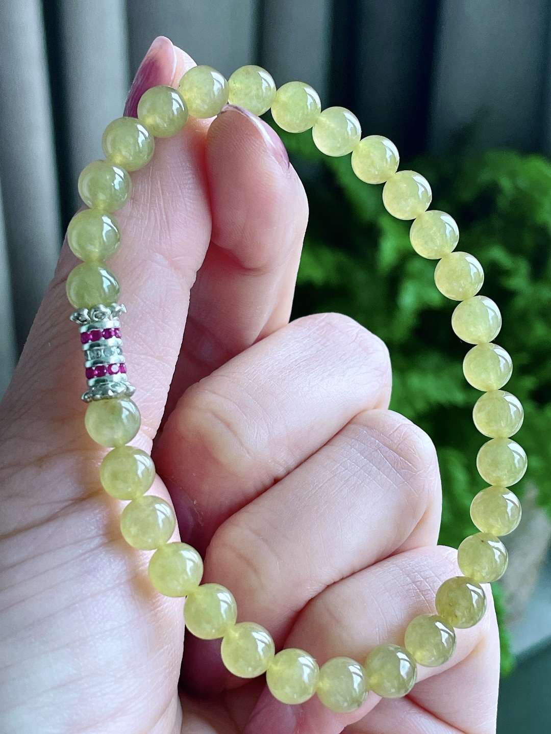 【珠子】冰黄翡手串圆珠珠子手串 【说明】缅甸 性比高 【尺寸】6.2mm 【重量】14.7克